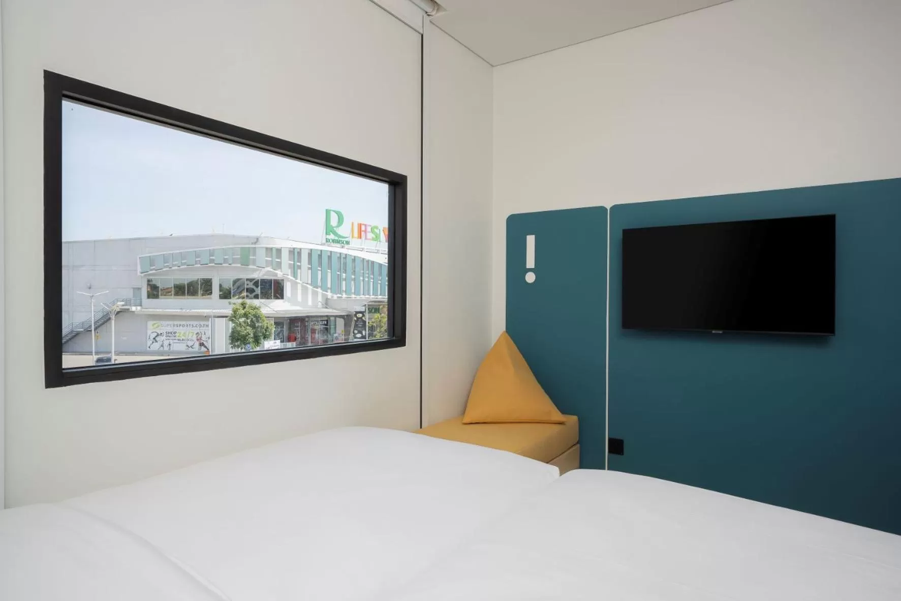 Bed in GO Hotel Bowin at Robinson Lifestyle Bowin