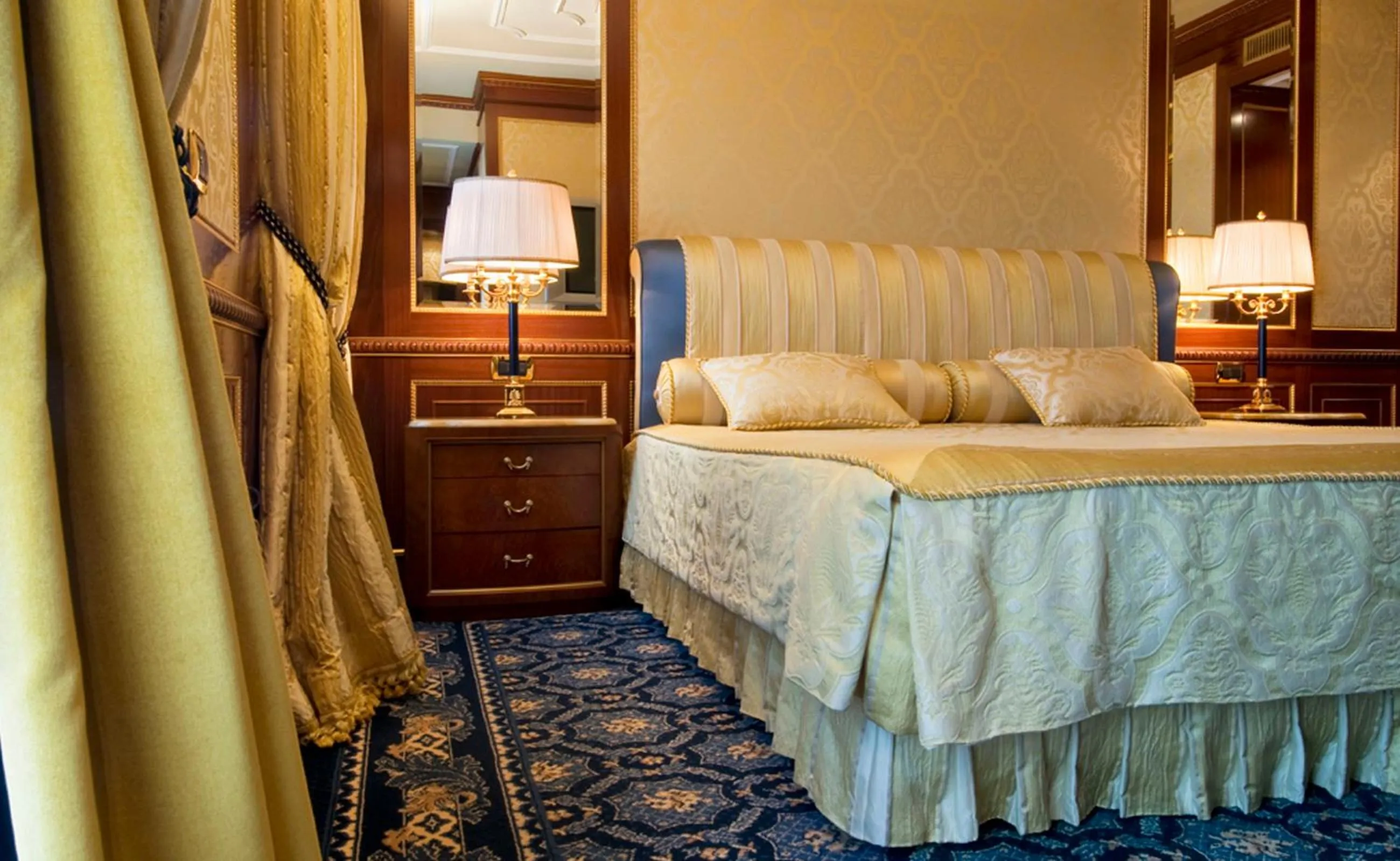 Photo of the whole room, Bed in Grand Hotel Dino