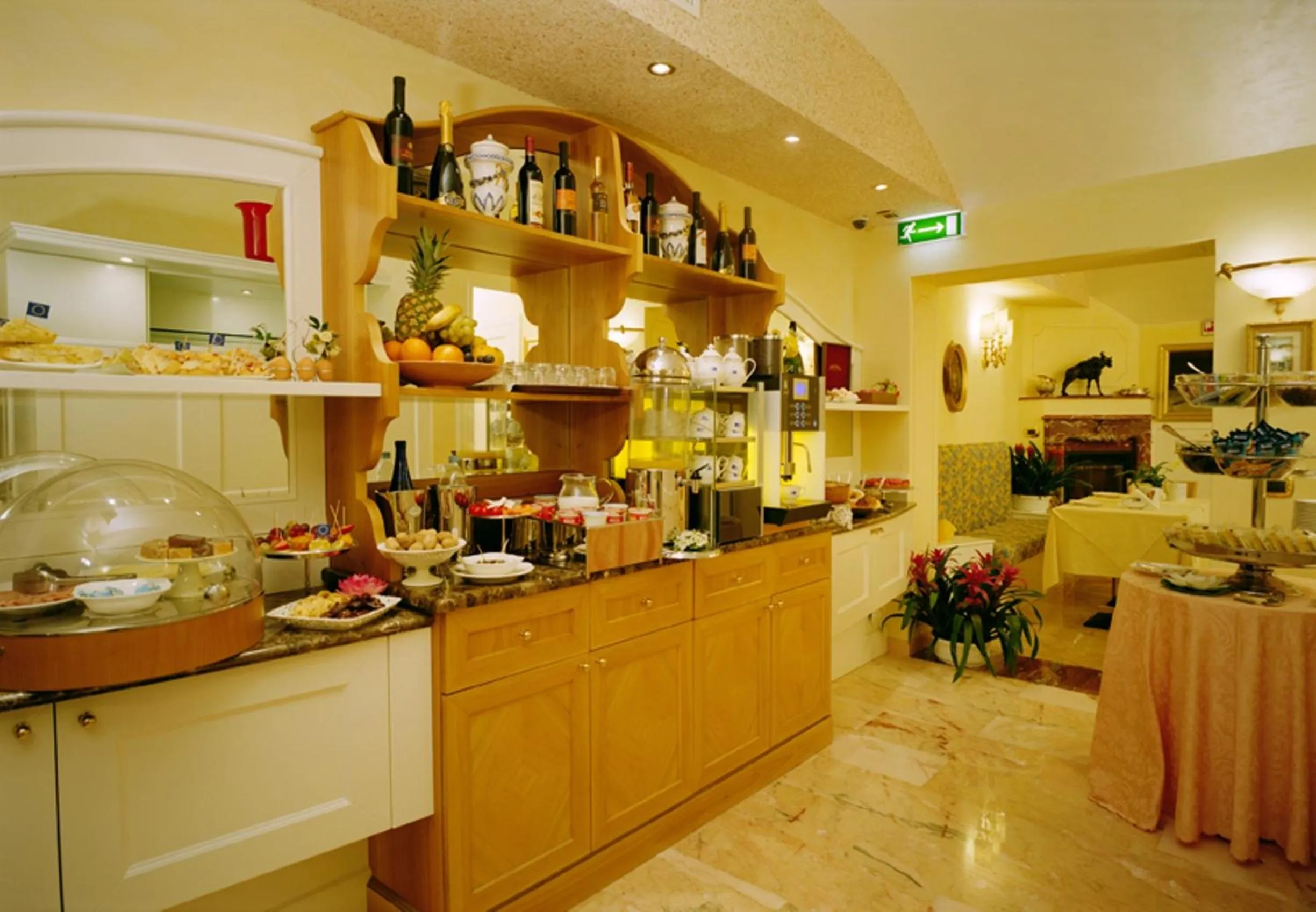 Restaurant/places to eat in Boutique Hotel Dieci