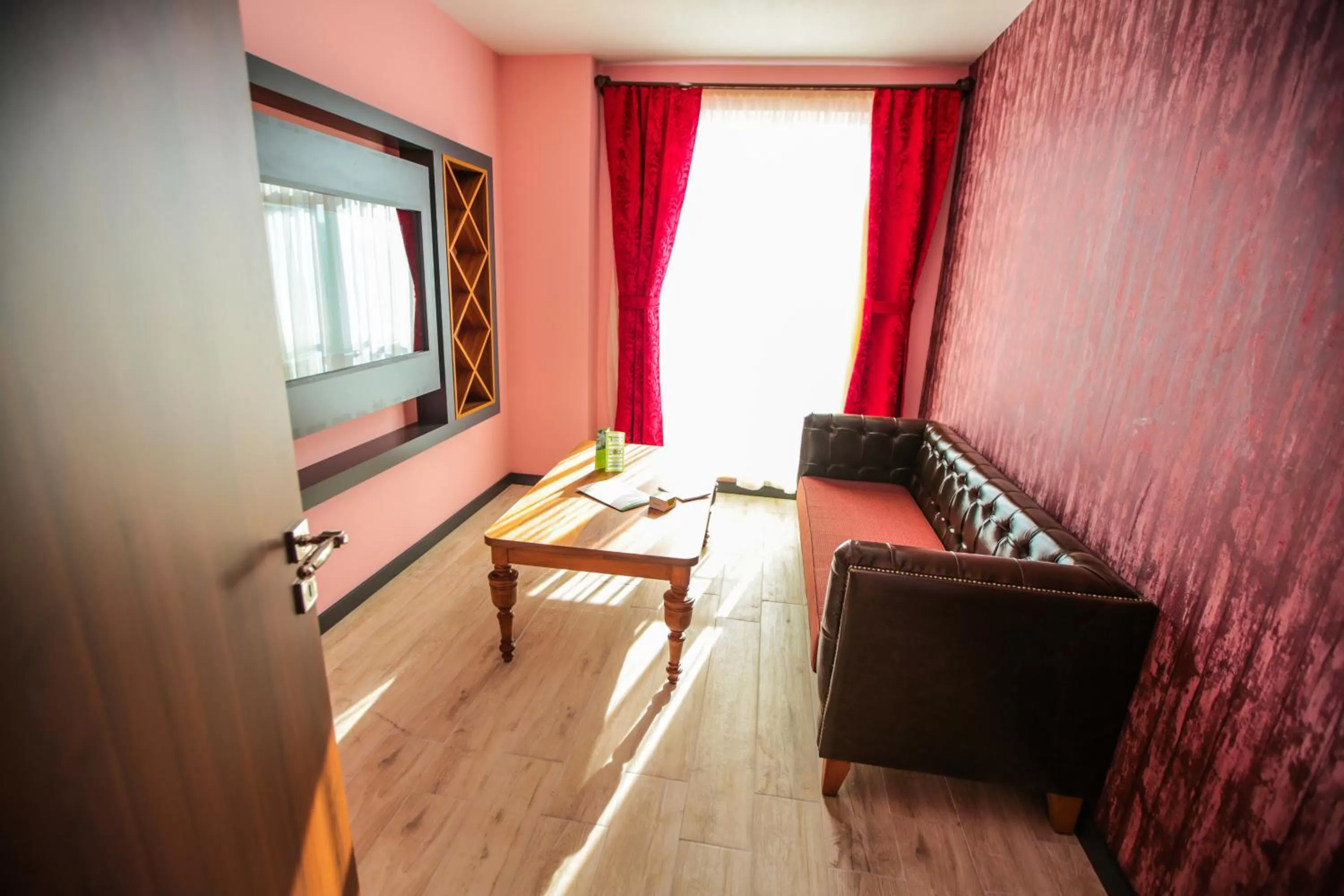 Seating area in Borapark Otel