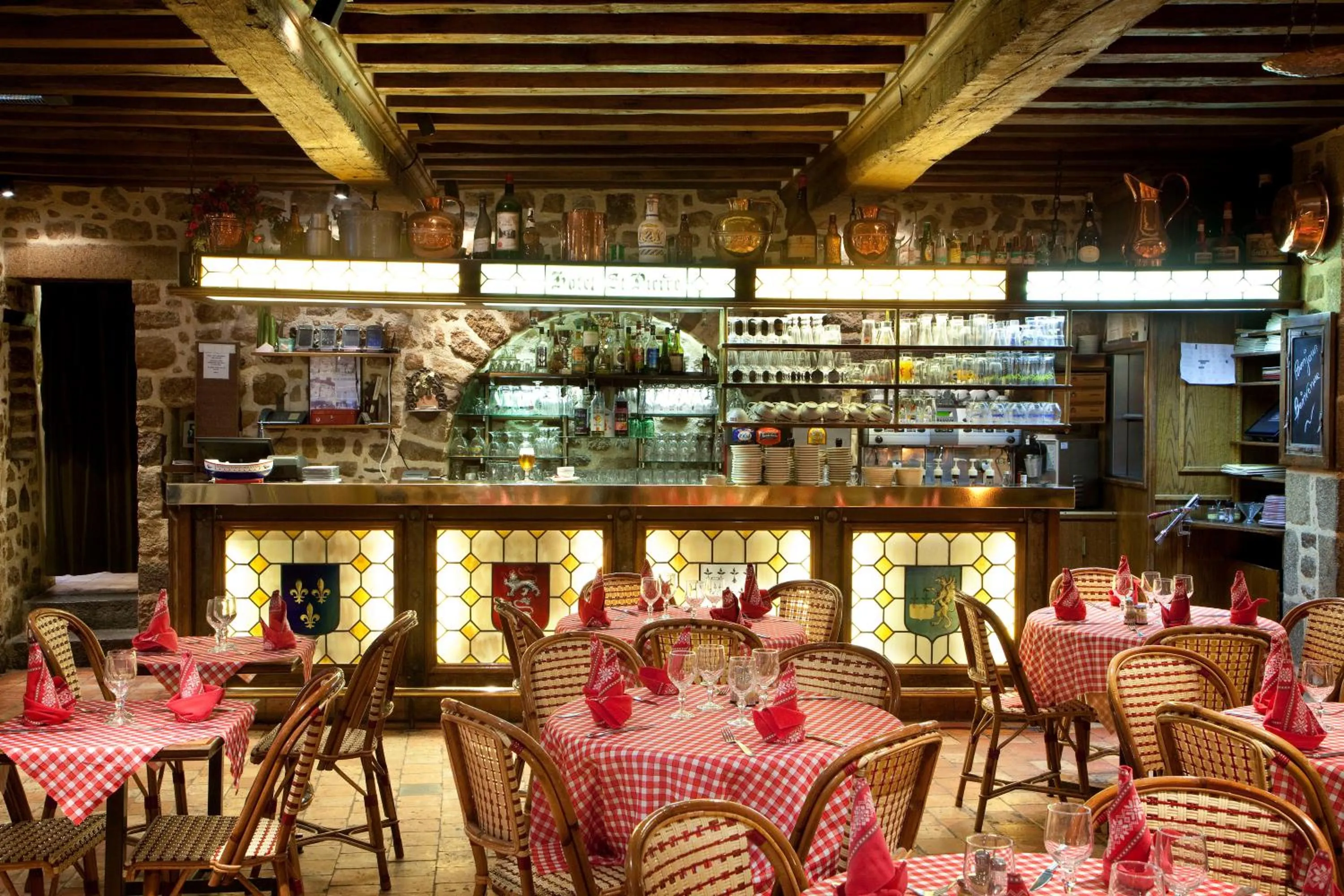 Lounge or bar in Auberge Saint Pierre