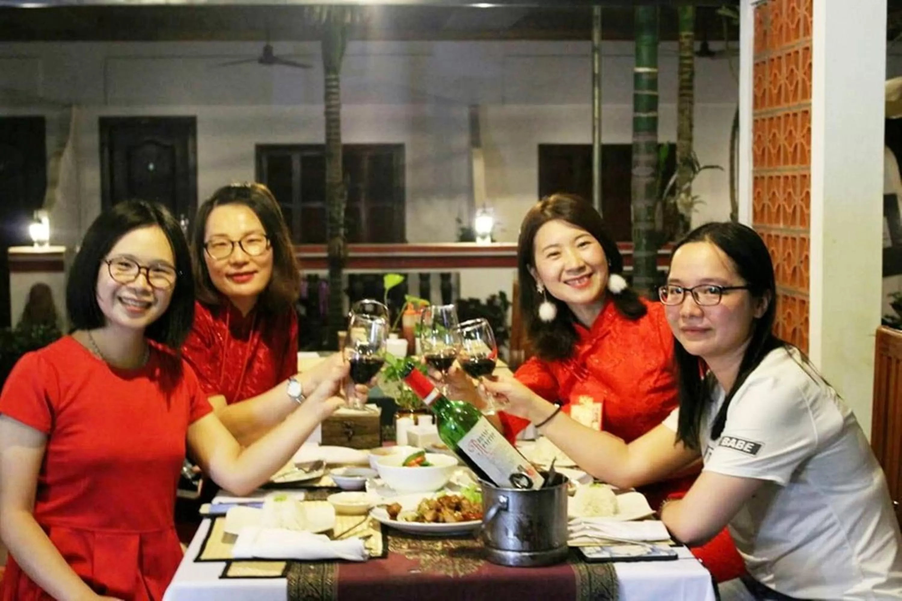 Restaurant/places to eat in BayStone Resort