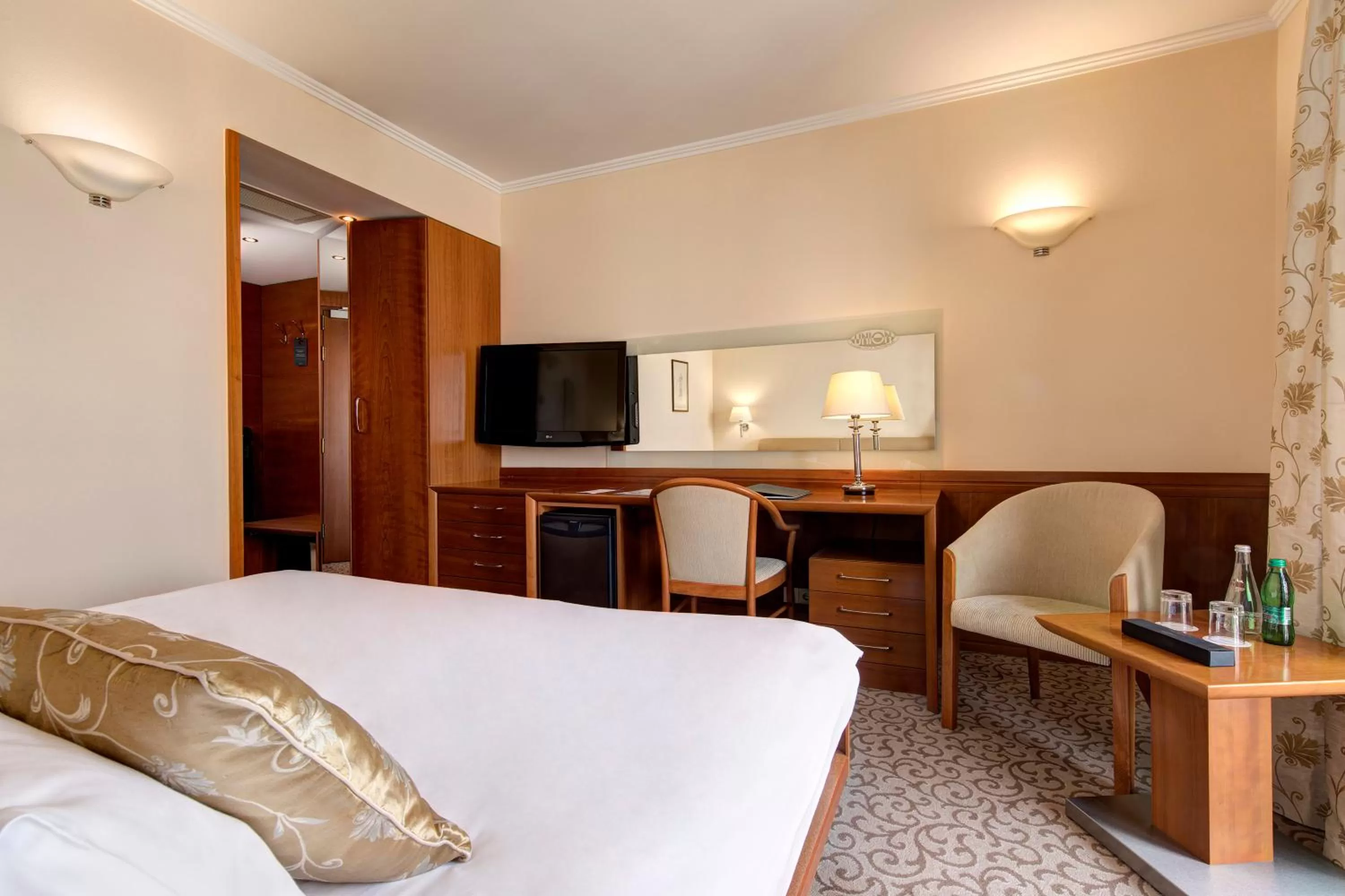 Executive Double or Twin Room in Eurostars uHOTEL