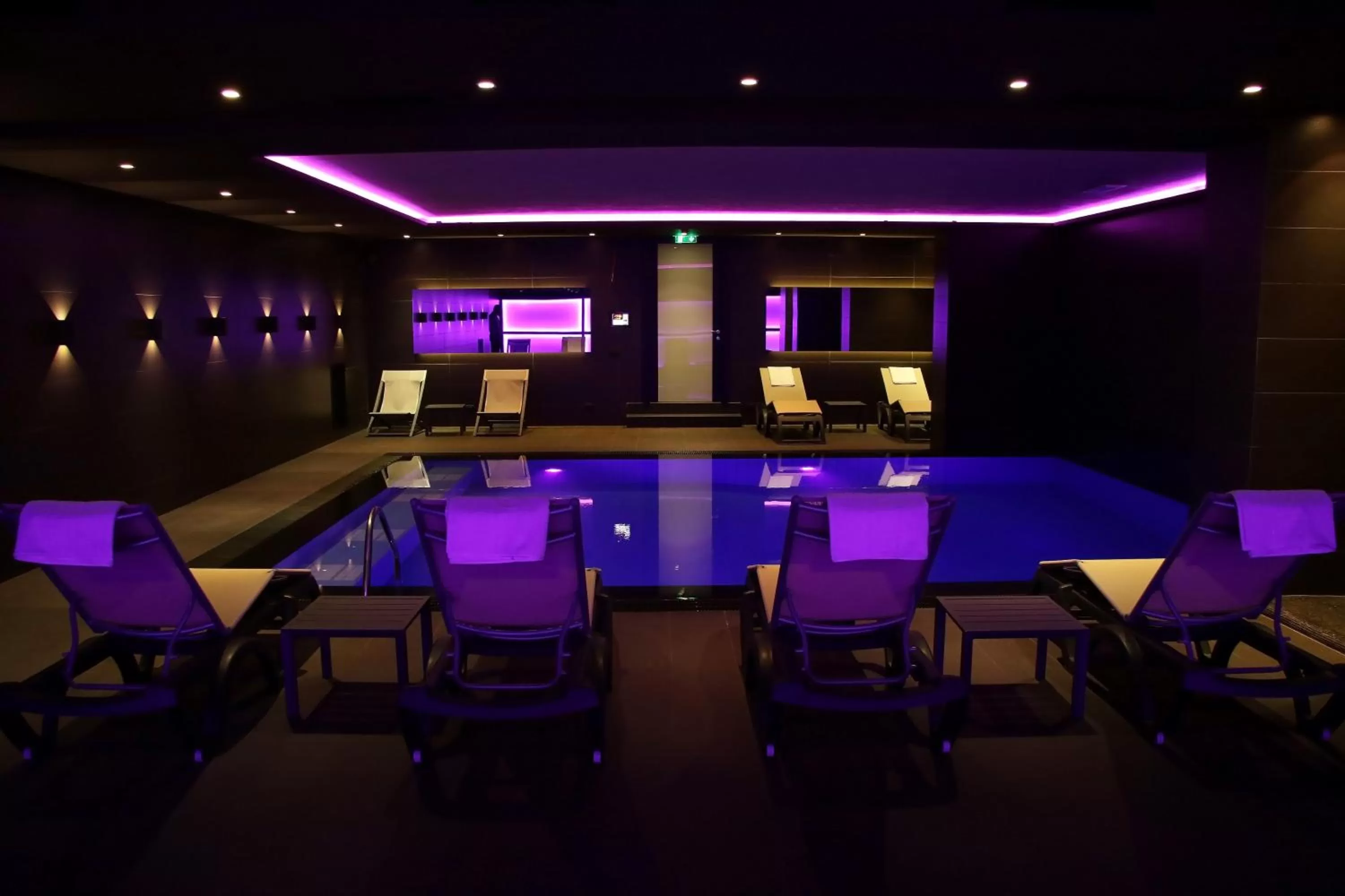 Swimming pool in Privilege Hotel & Spa