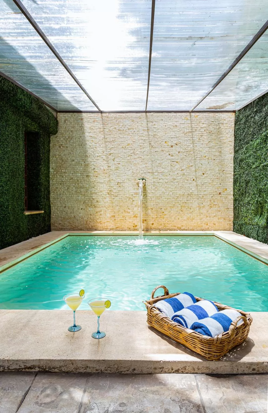 Swimming pool in Viva Merida Hotel Boutique