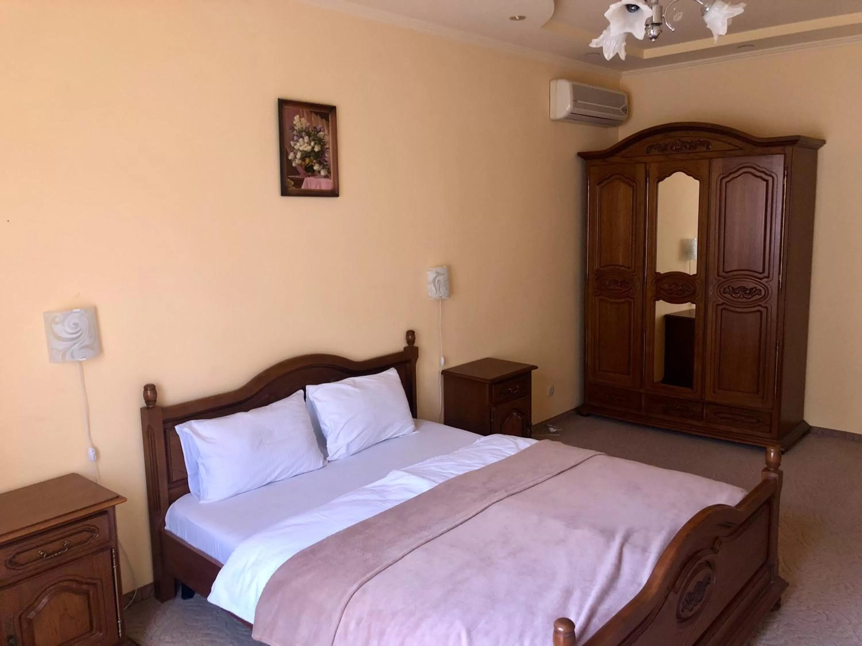 Bed in Chervona Gora