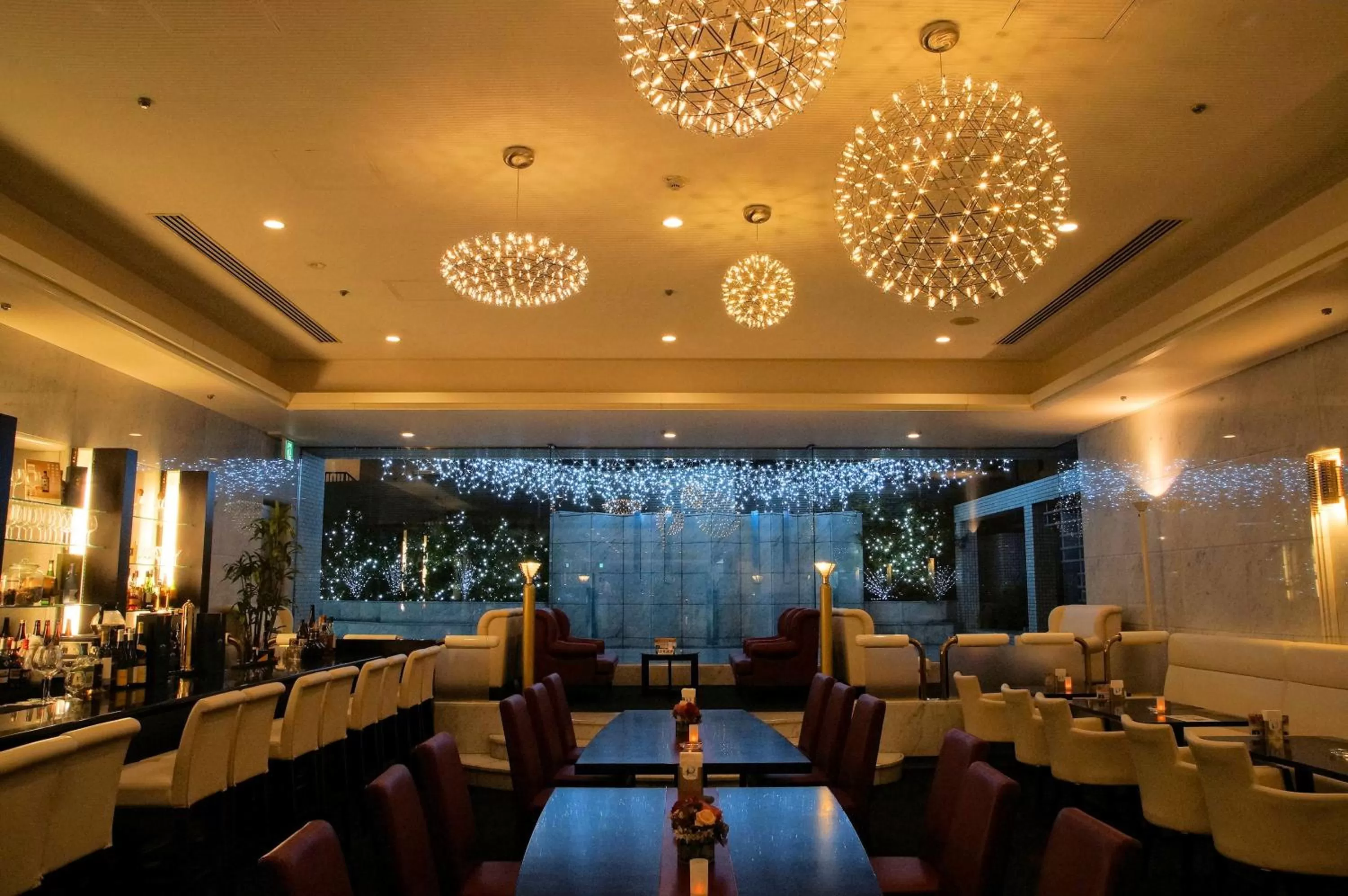 Lounge or bar in Hotel Plaza Osaka