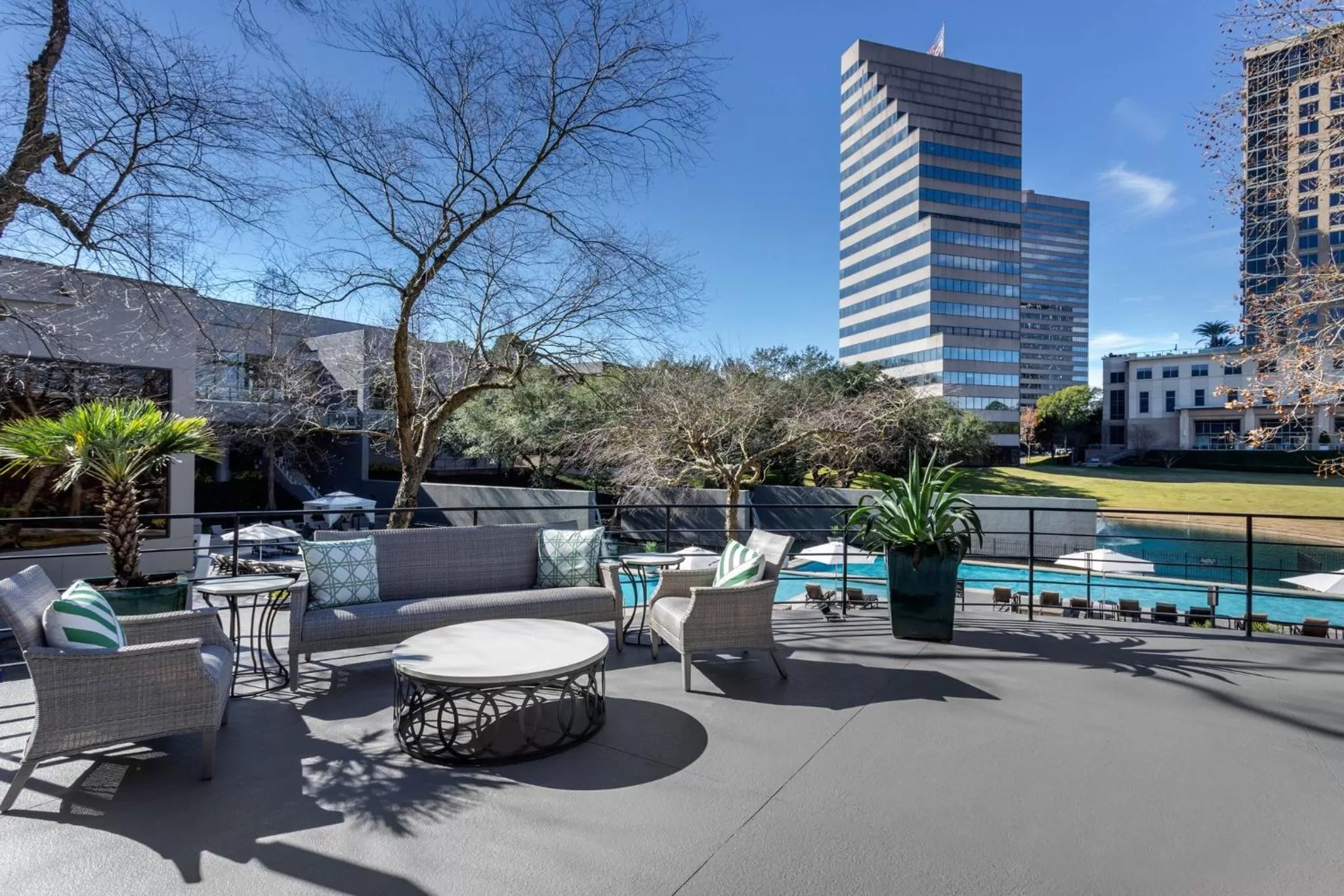 Property building in Omni Houston Hotel