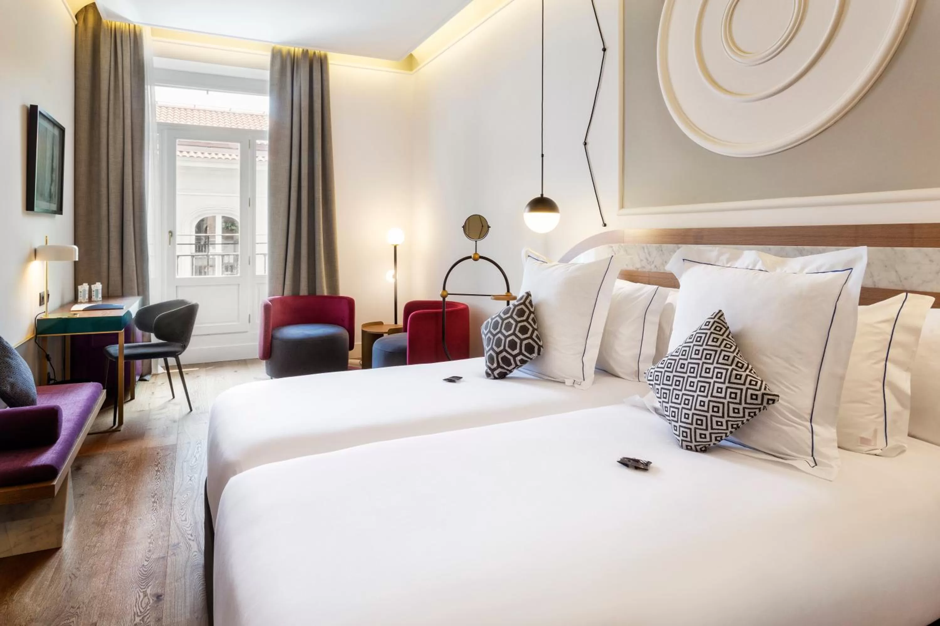 Bed in One Shot Fortuny