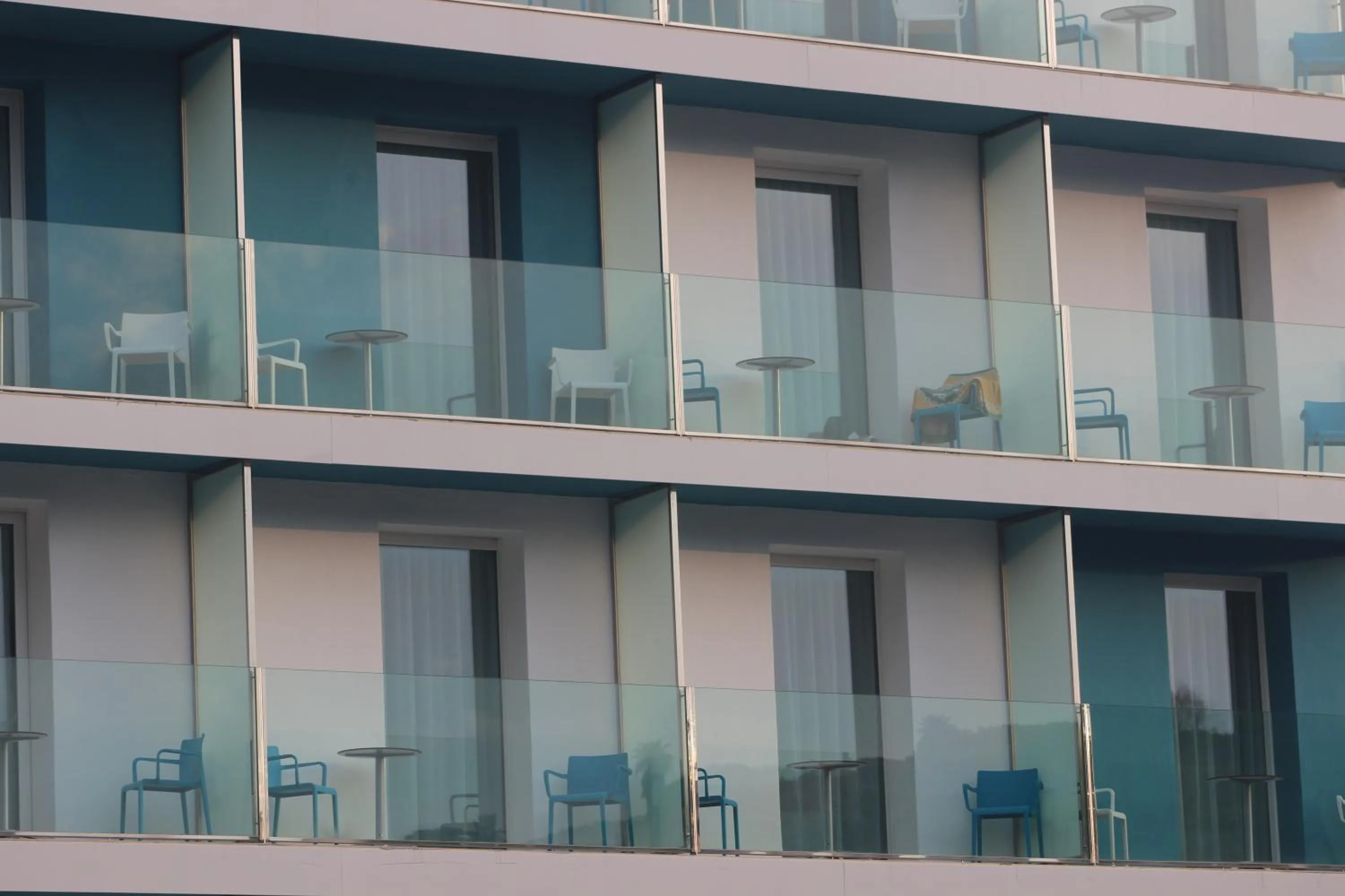 Property building in Rocatel