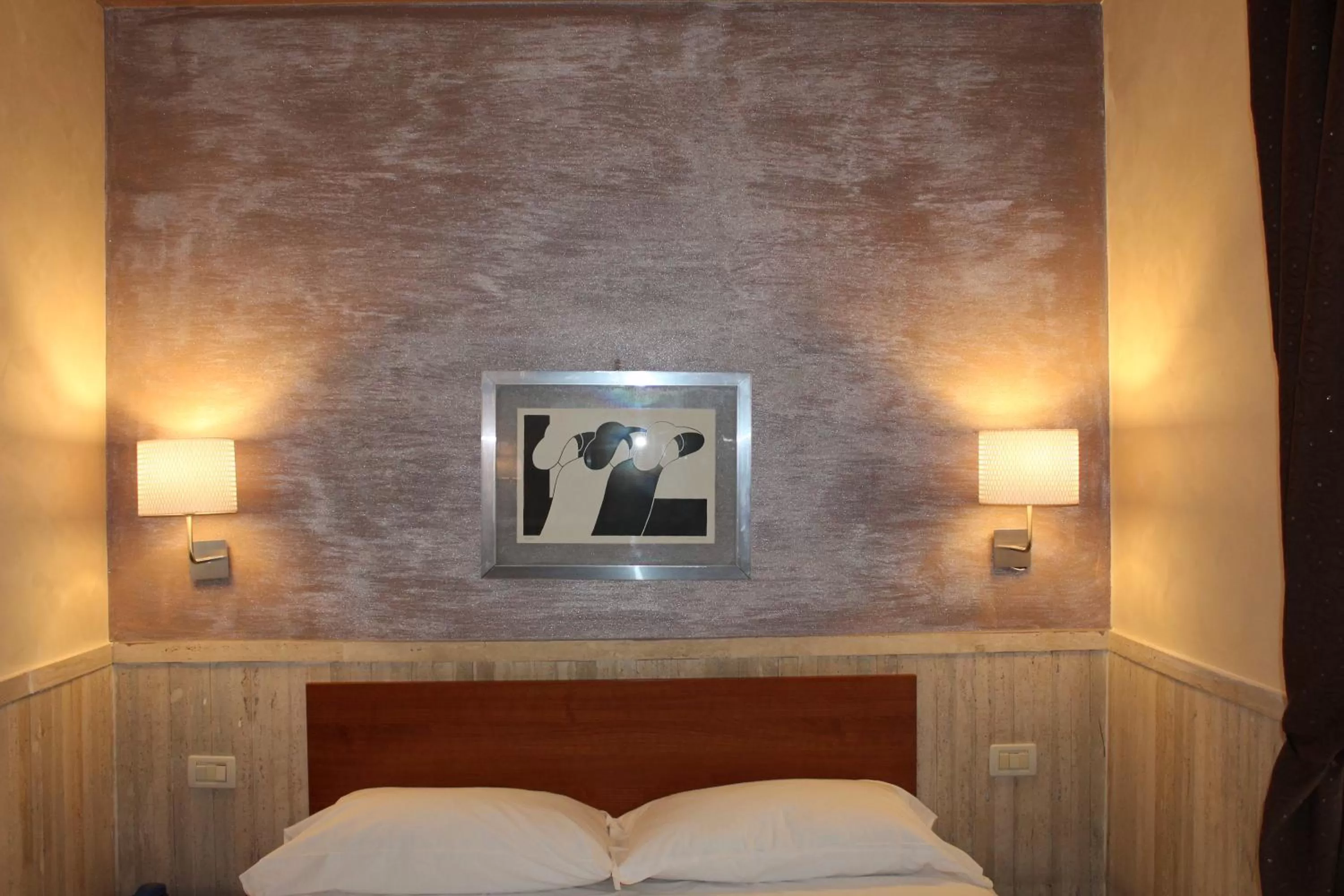 Photo of the whole room, Bed in Hotel Pyramid