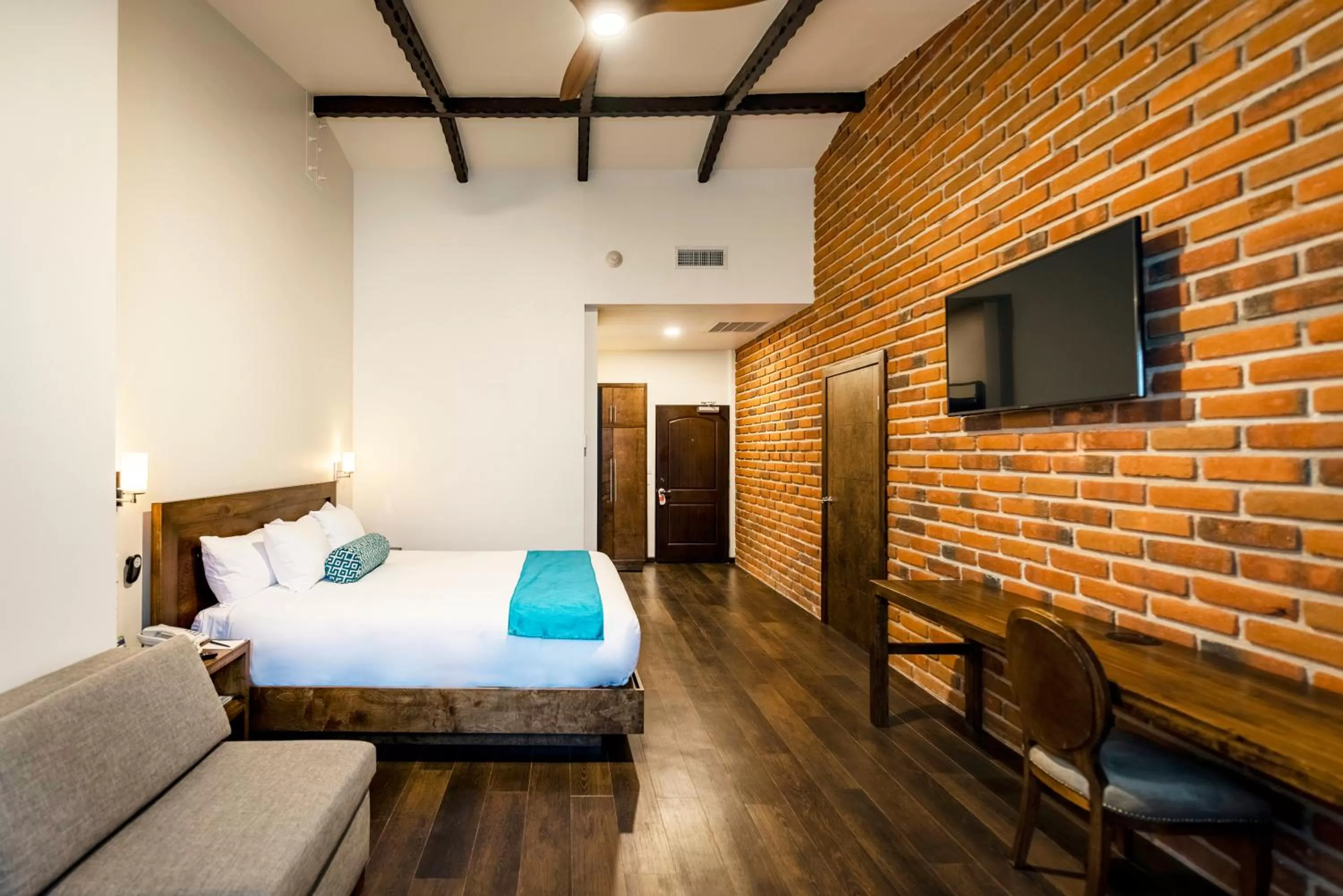 TV and multimedia, Bed in San Nicolas Hotel Casino