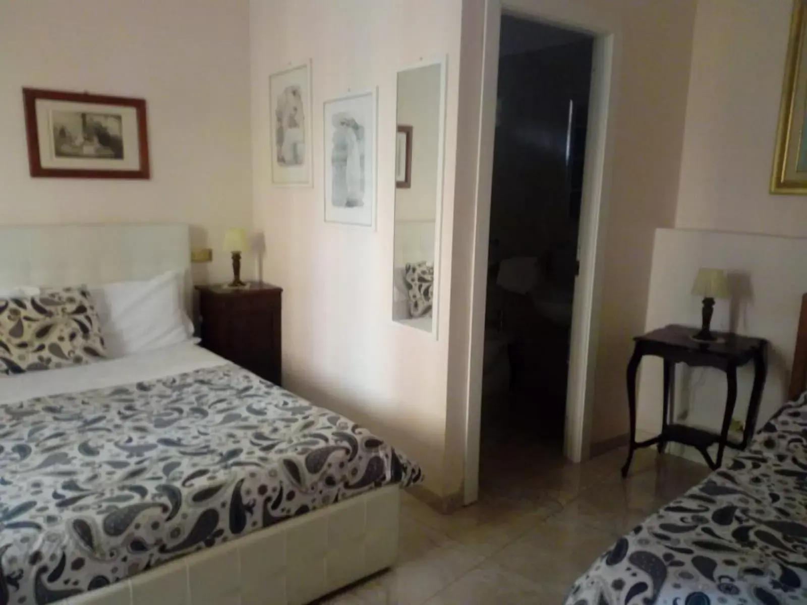 Triple Room - single occupancy in Borgo Antico Santa Lucia Triple Room - single occupancy in Borgo Antico Santa Lucia