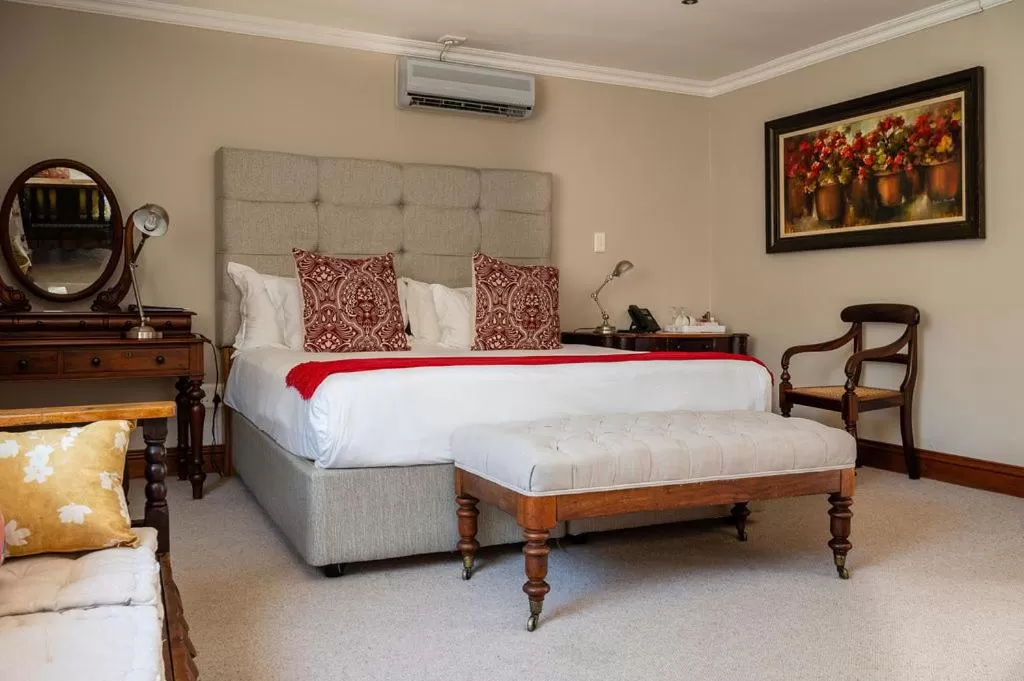 Bedroom, Bed in Issaquena Heights Boutique Hotel