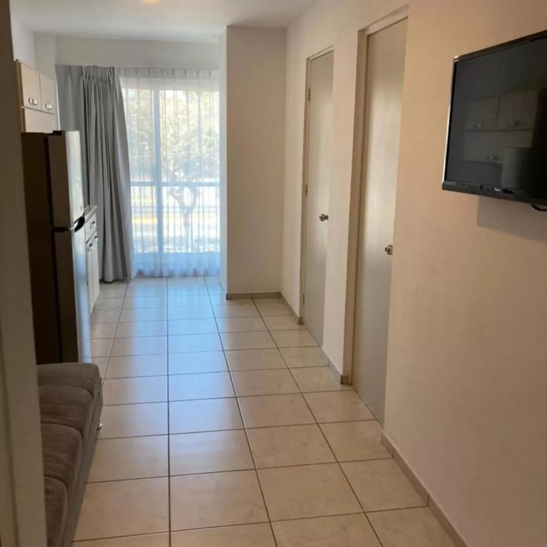 Kitchen or kitchenette in Container Inn Hotel Aeropuerto