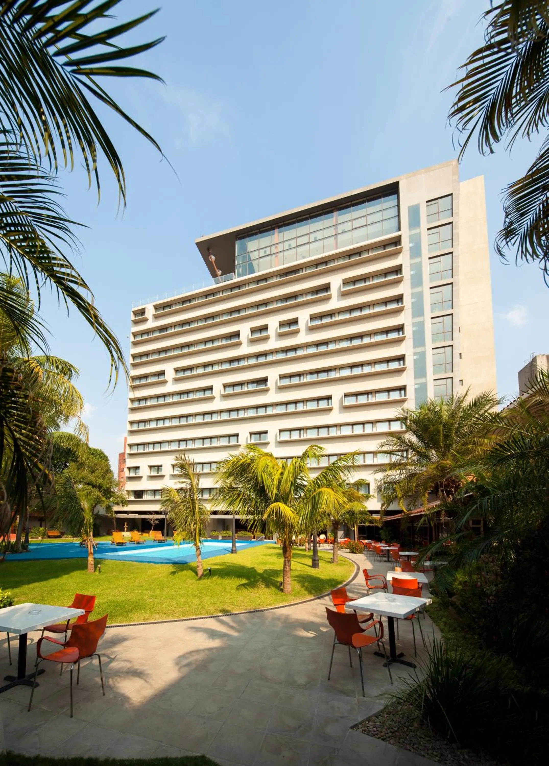 Garden in Hotel Cortez