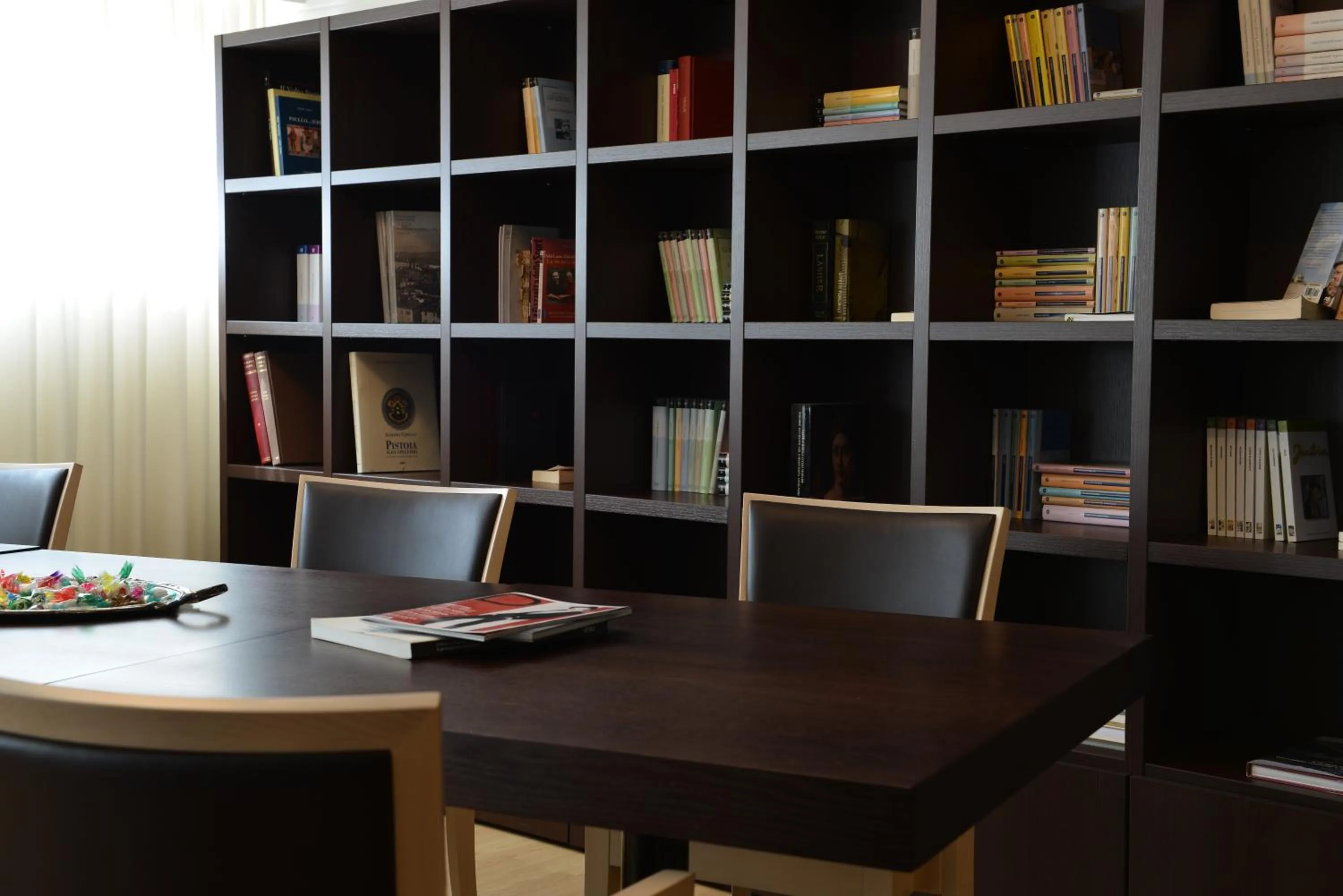 Library in Albergo Celide