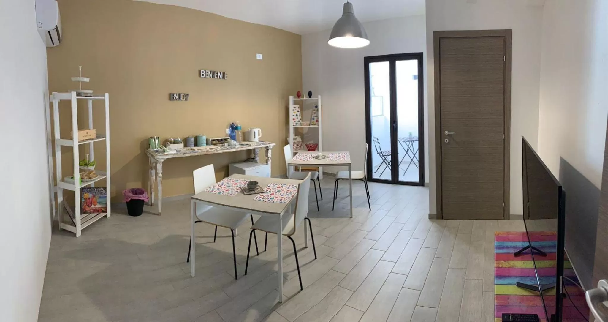 TV and multimedia, Restaurant/Places to Eat in B&B Giostemar - Playa Grande