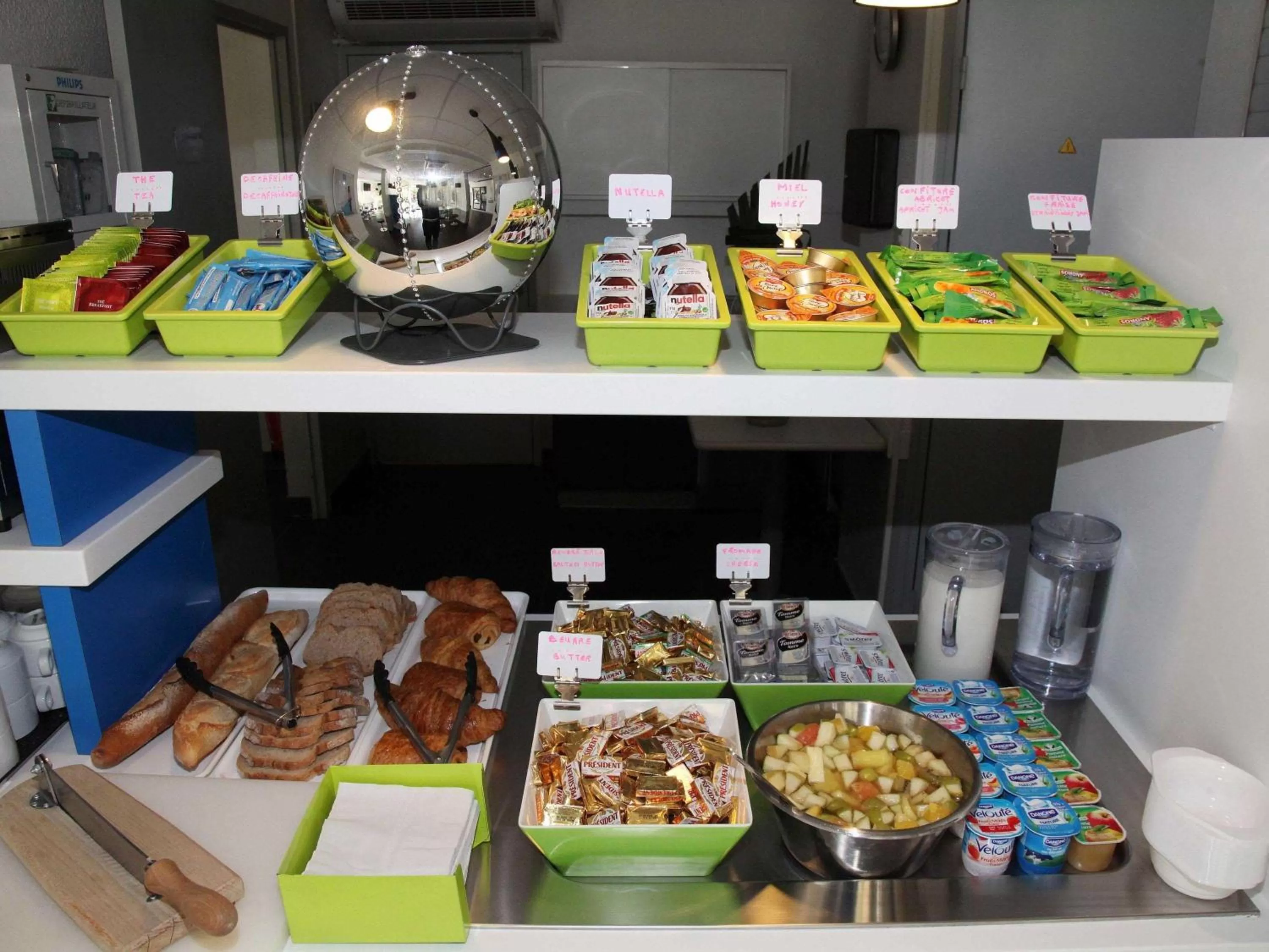 Restaurant/places to eat, Food in Hotel Ibis Budget Nice Palais Nikaia