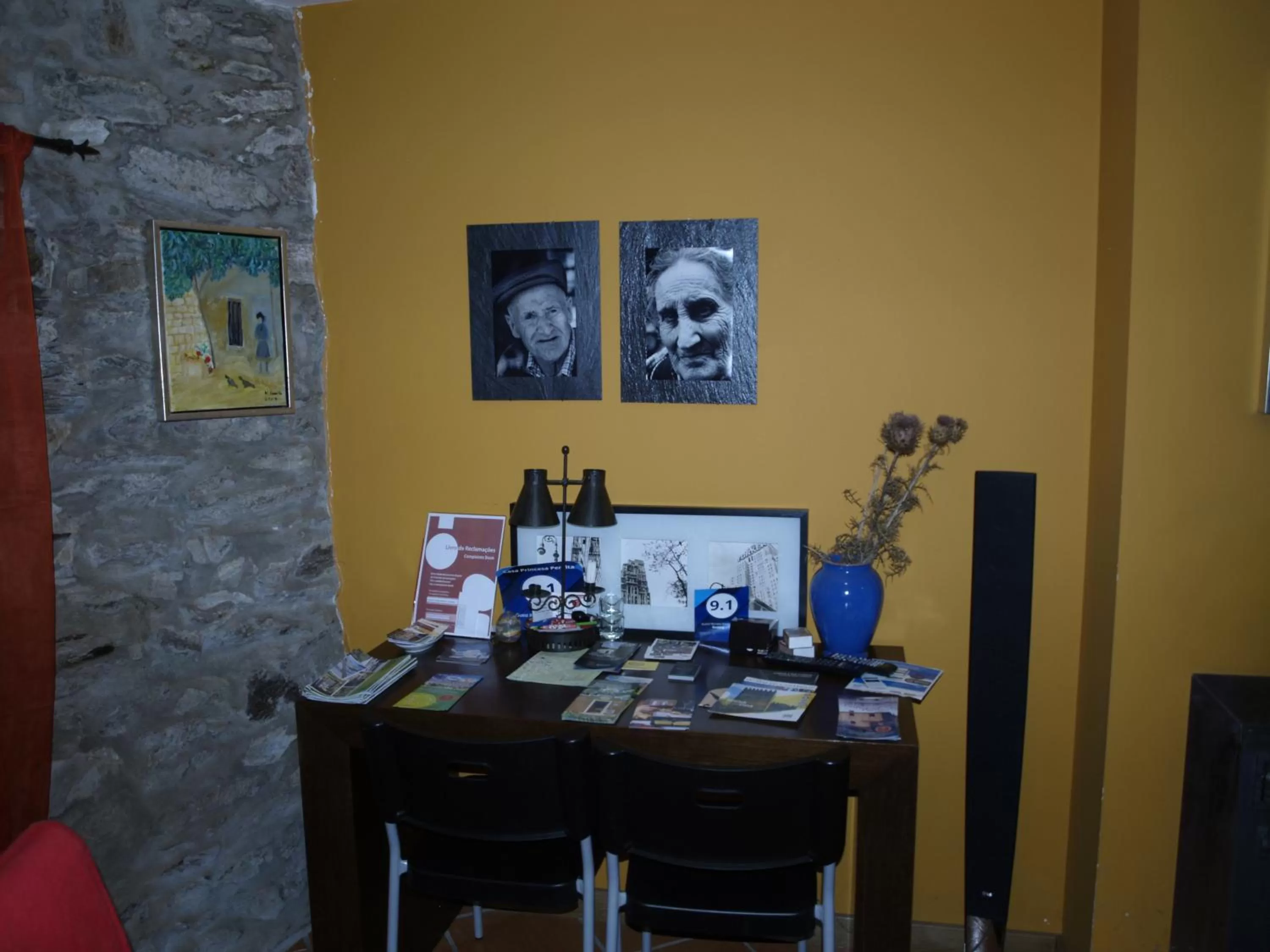 Communal lounge/ TV room in Casa Princesa Peralta