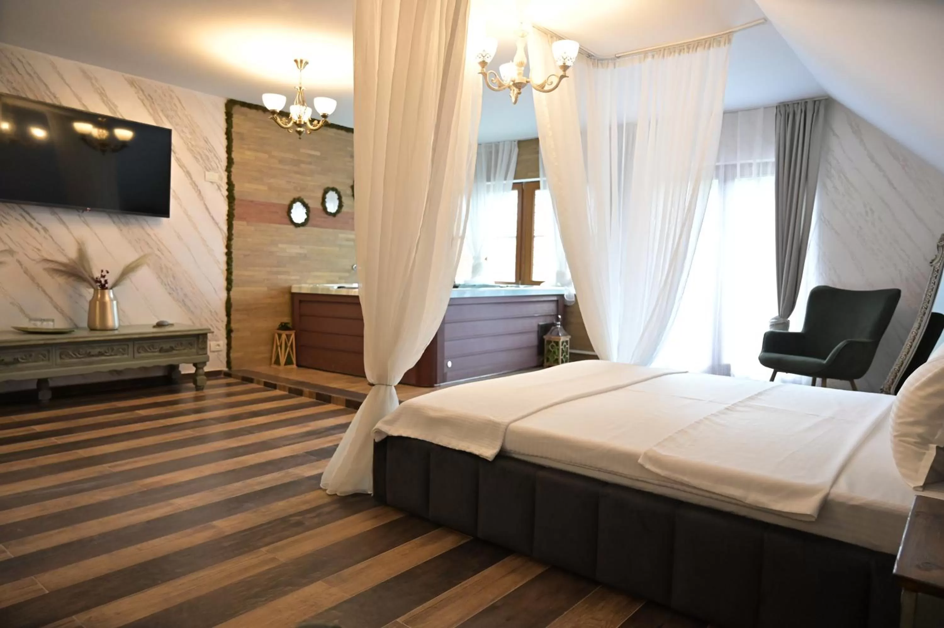 Communal lounge/ TV room, Bed in Conacul Radacinilor