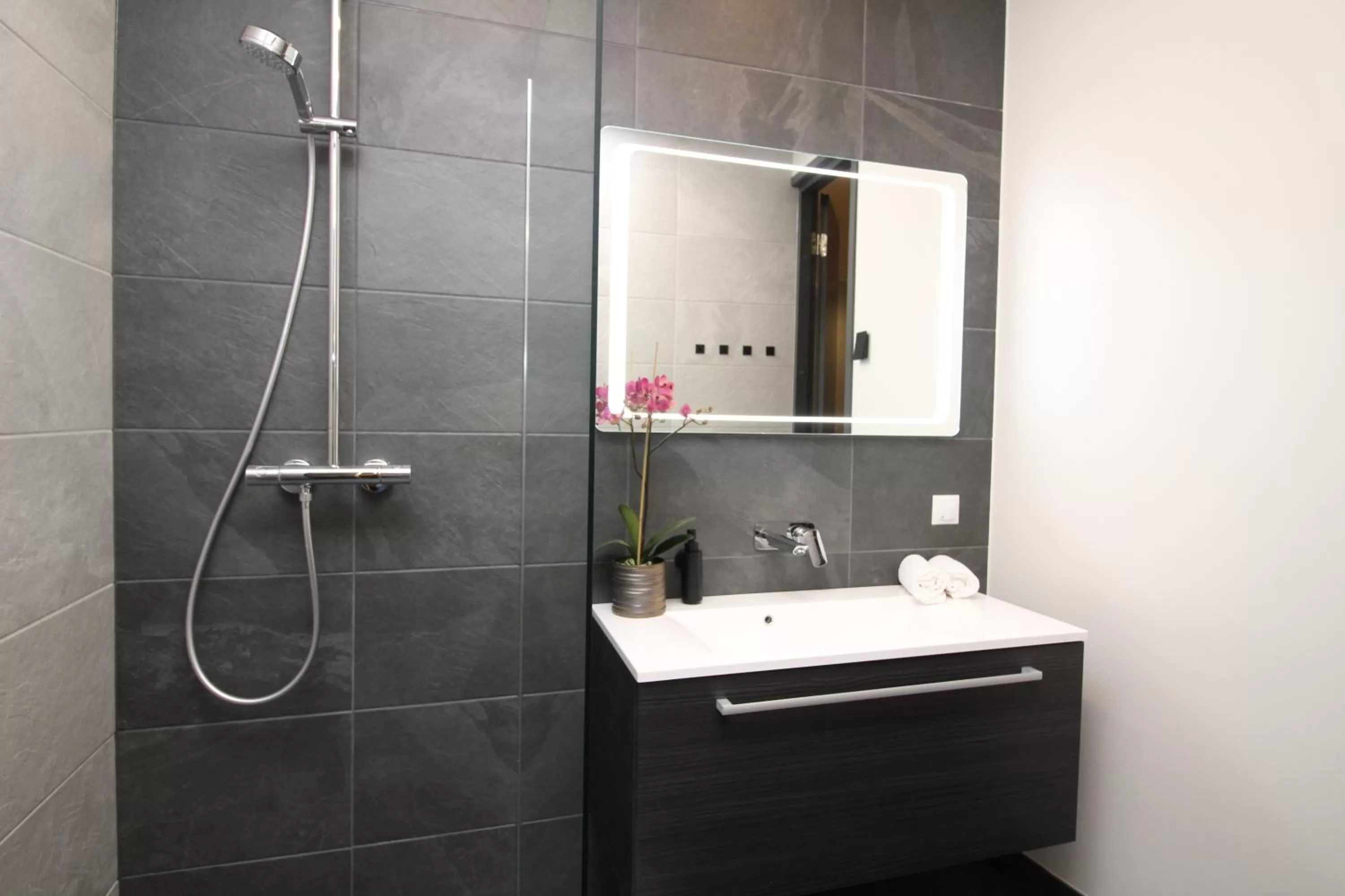 Bathroom in Tallinn City Apartments Old Town Suites