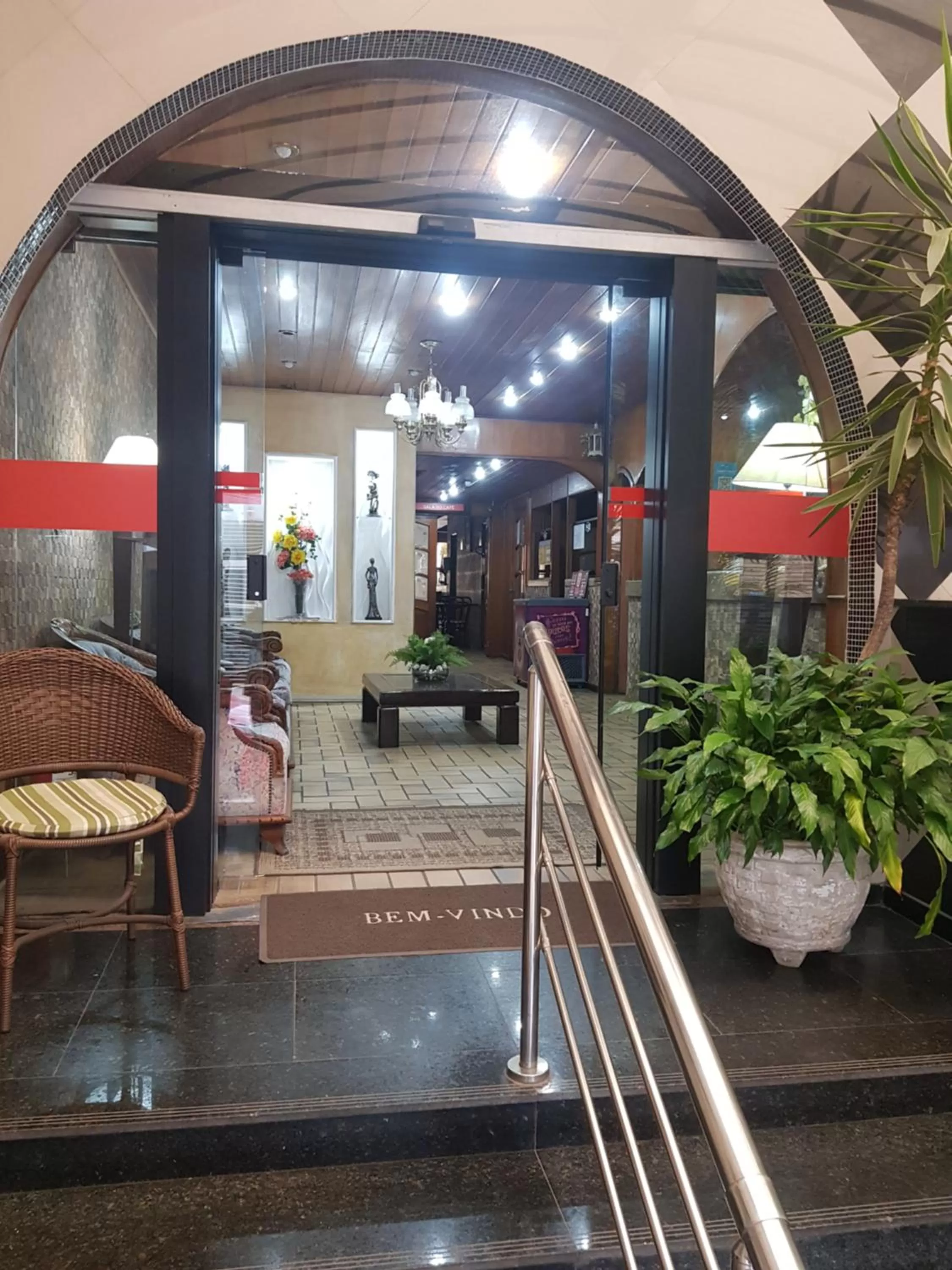 Facade/entrance in San Francisco Plazza Hotel