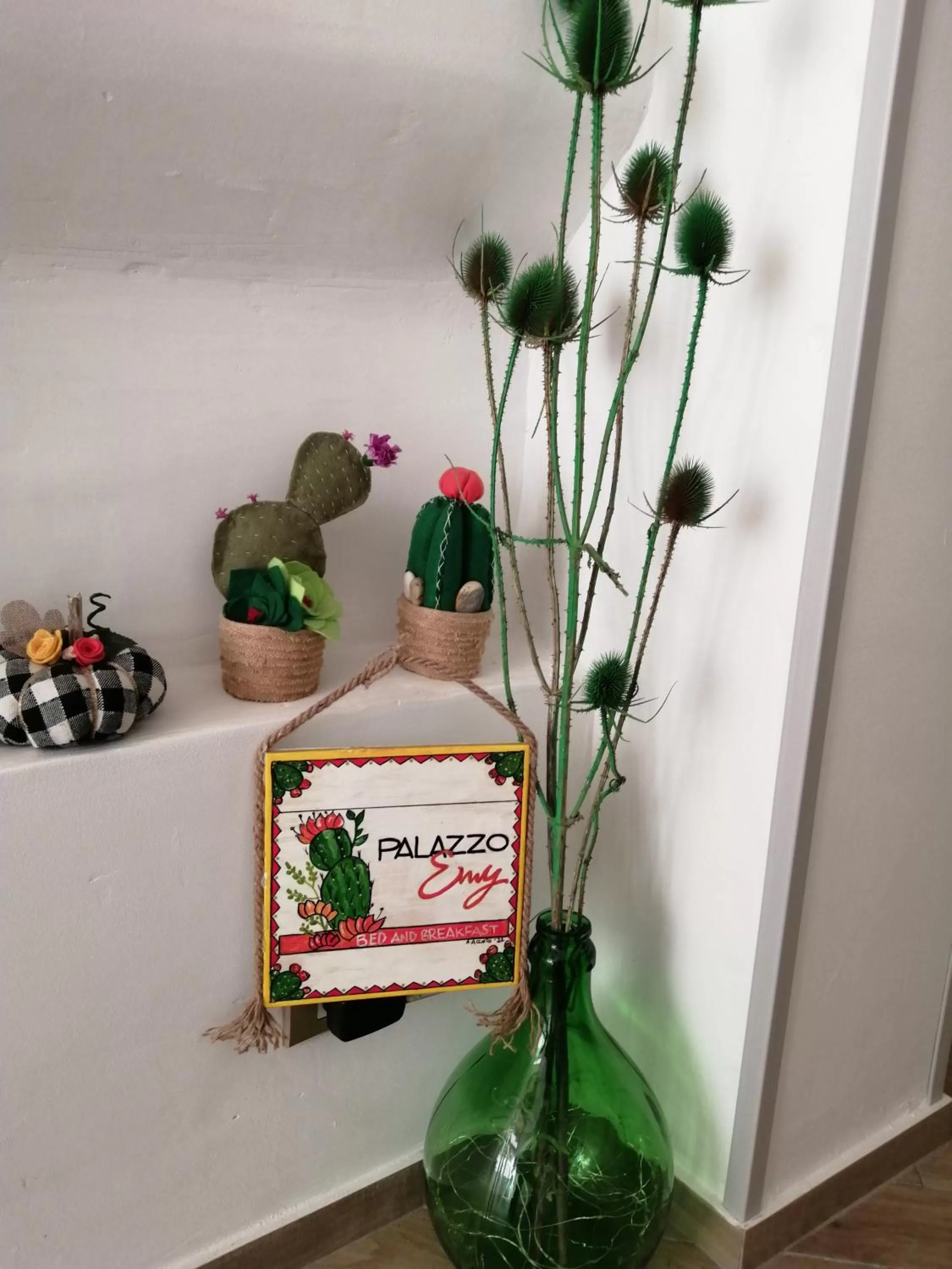 Decorative detail in Palazzo Emy