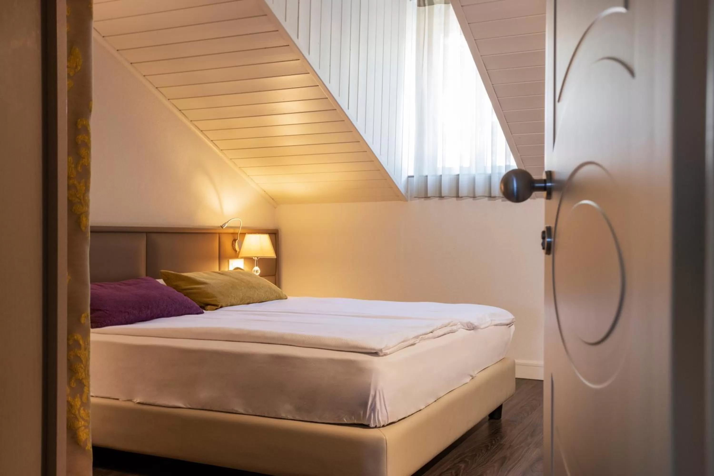 Bedroom, Bed in Hotel Alexandra