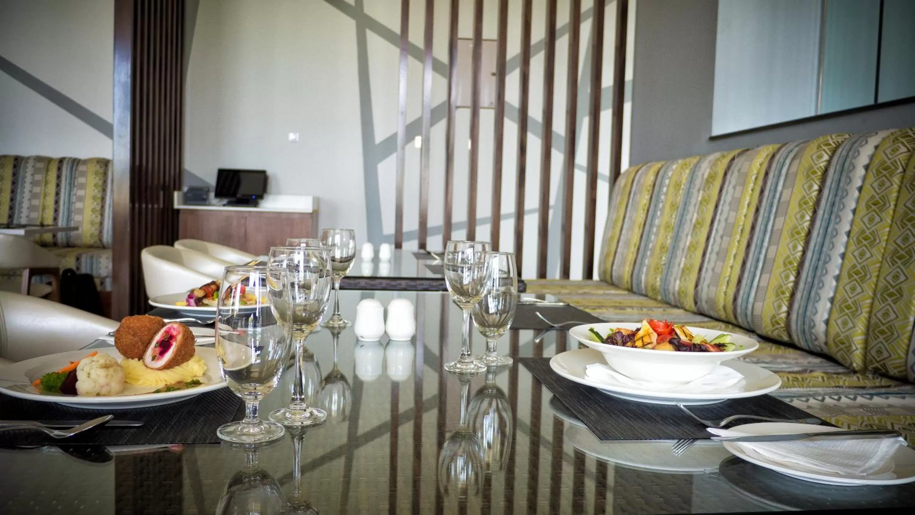 Restaurant/places to eat in Best Western Kisumu Hotel