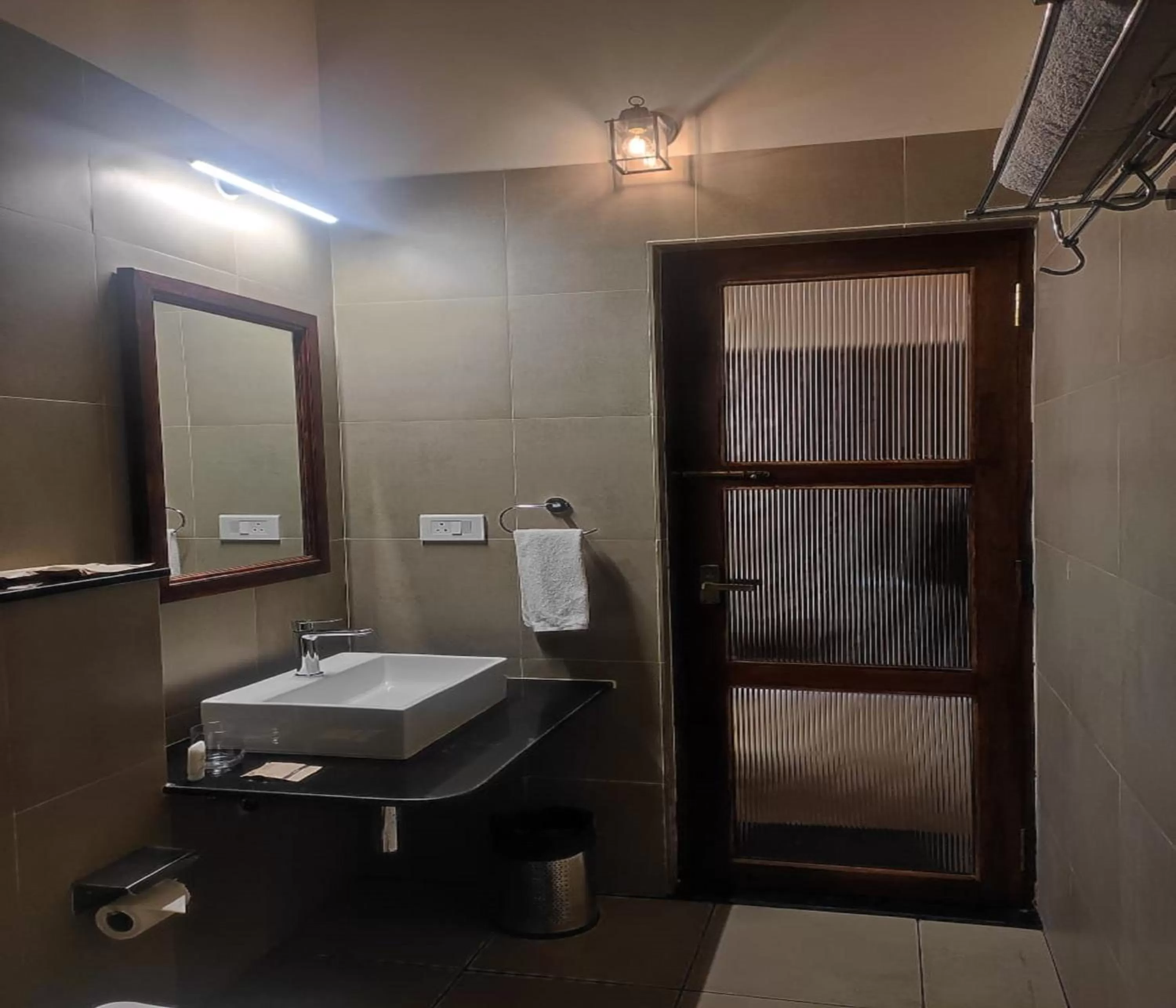 Bathroom in Mango Hill Kodai