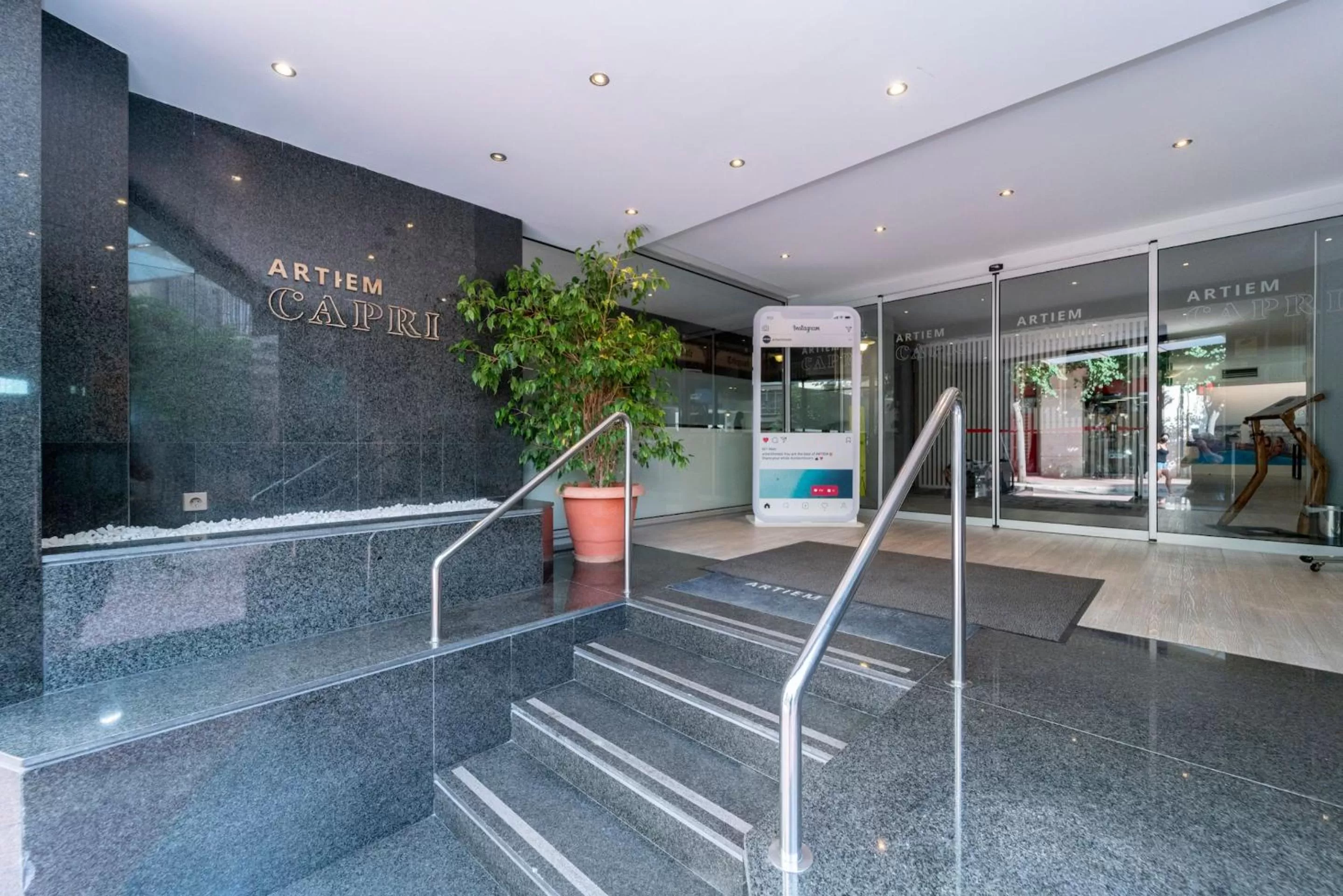 Property building in ARTIEM Capri