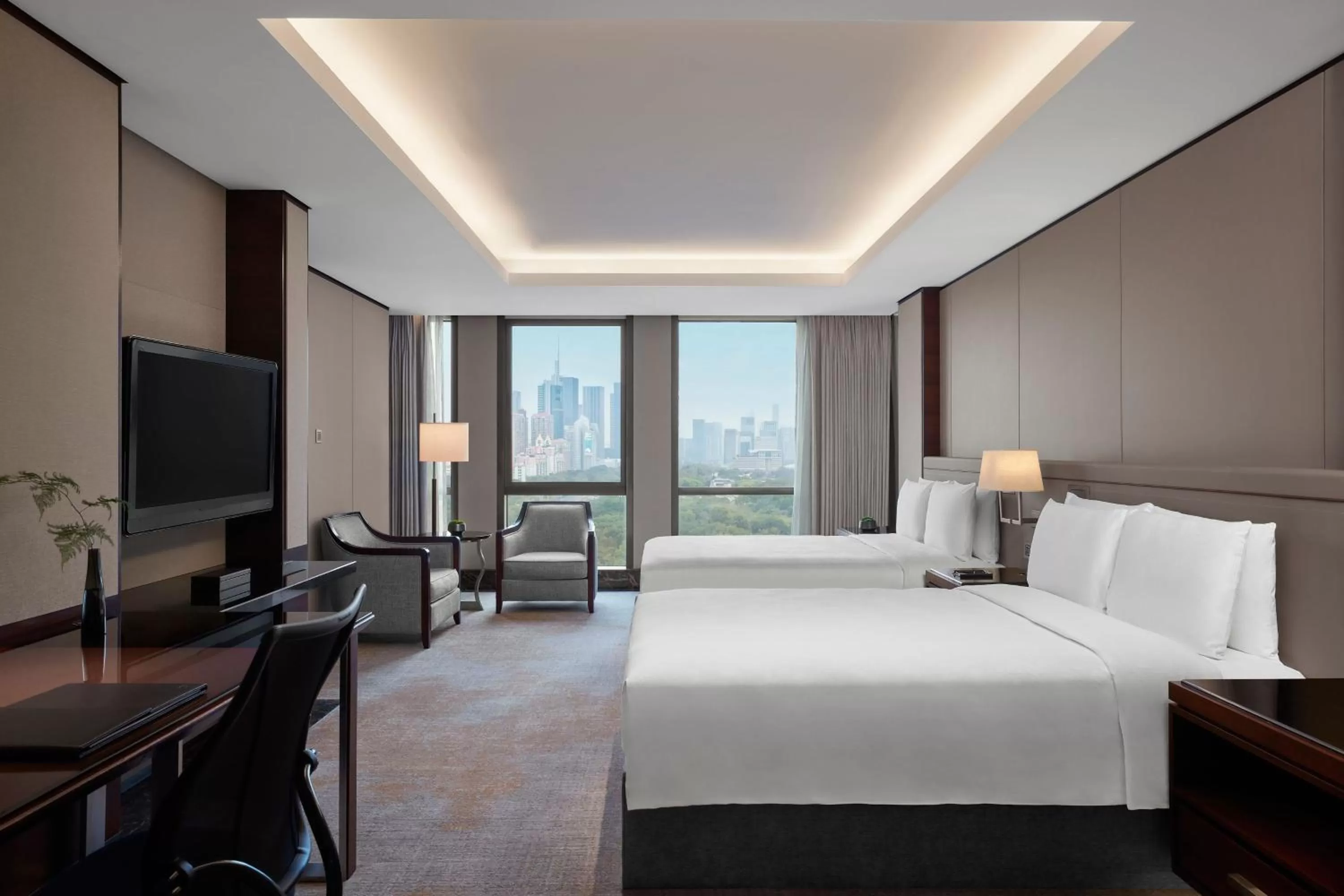 Photo of the whole room, Bed in JW Marriott Hotel Shenzhen