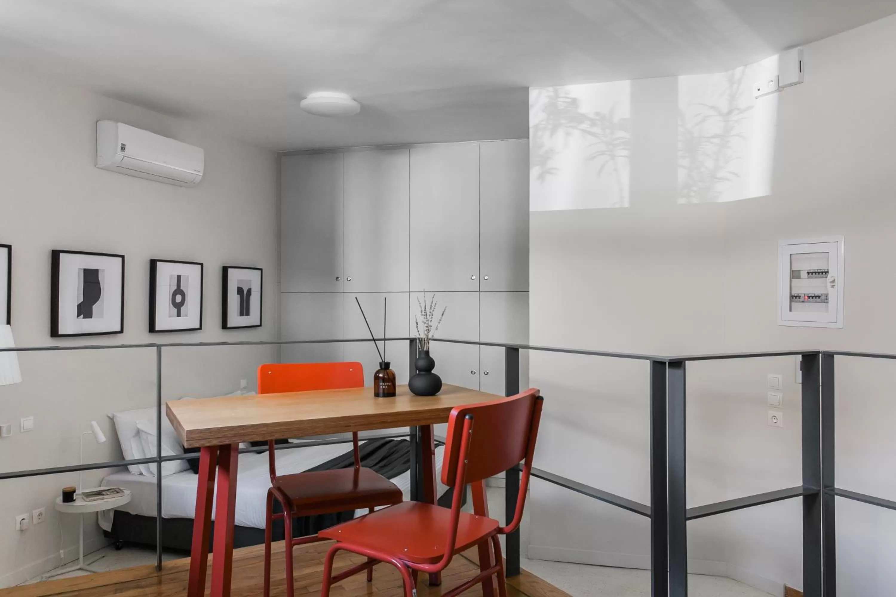 Bed in ZOIA The Hill by UPSTREET