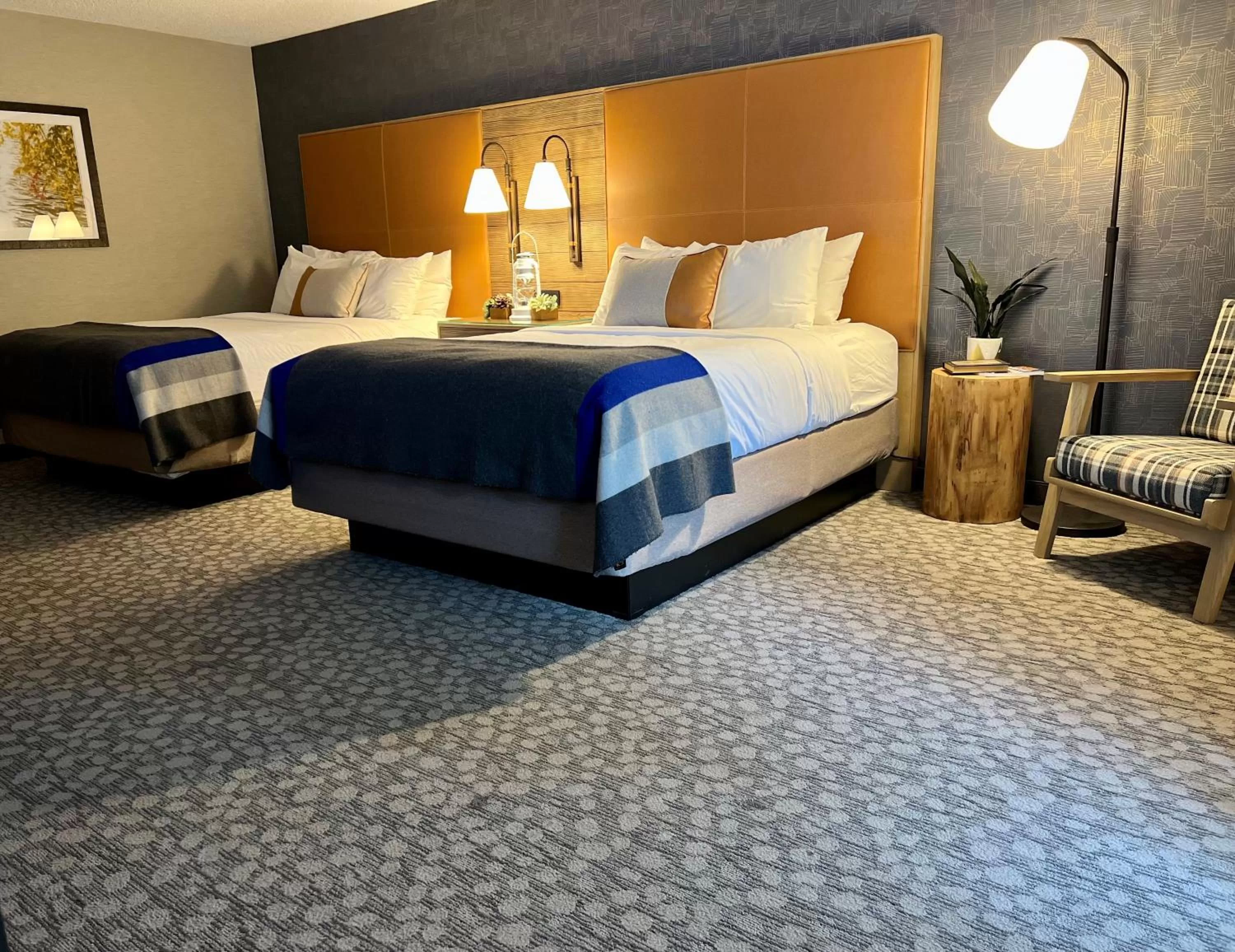 Bedroom, Bed in Riverhouse Lodge