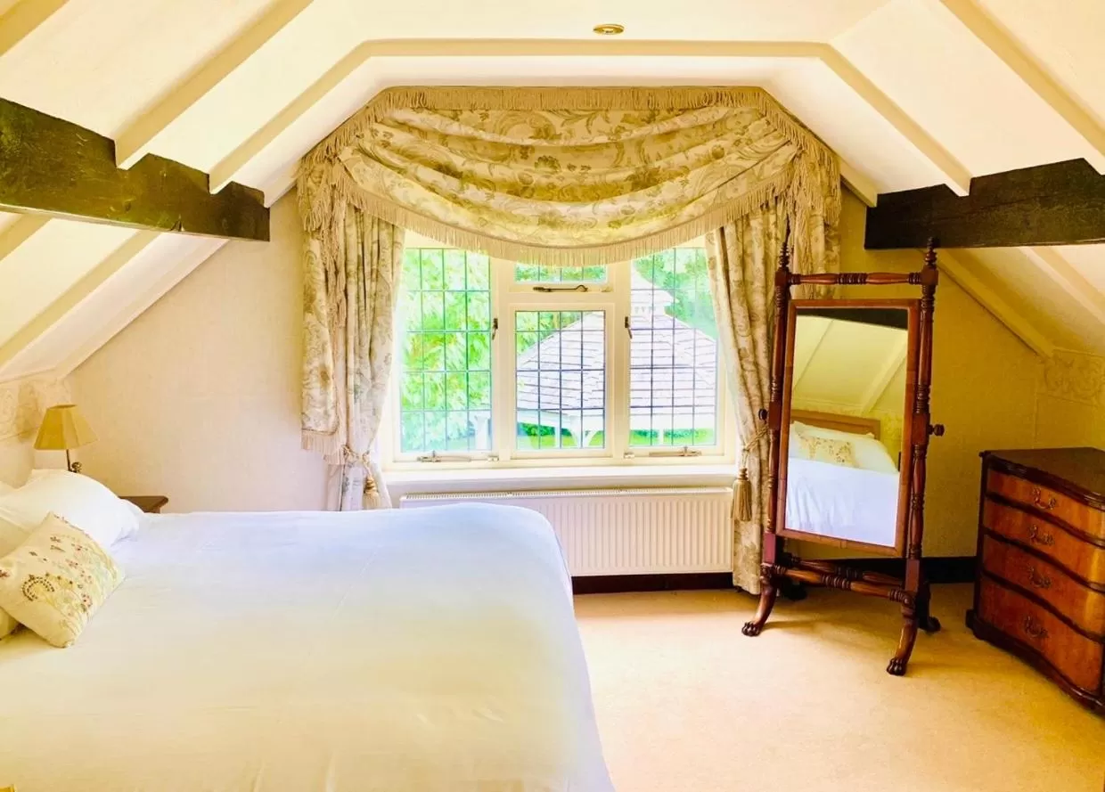 Bed in The Stanwick Hotel