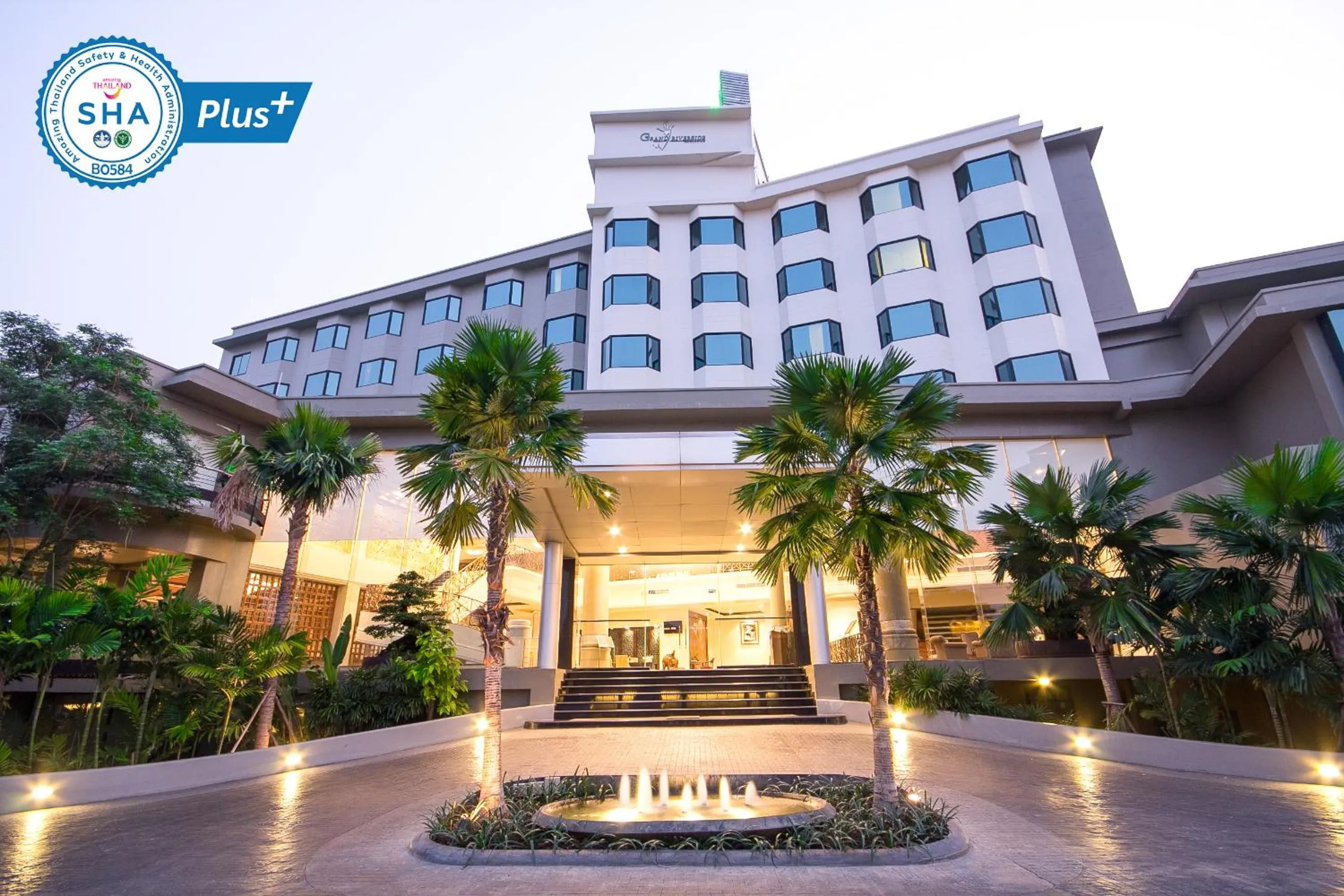 Property building in The Grand Riverside Hotel