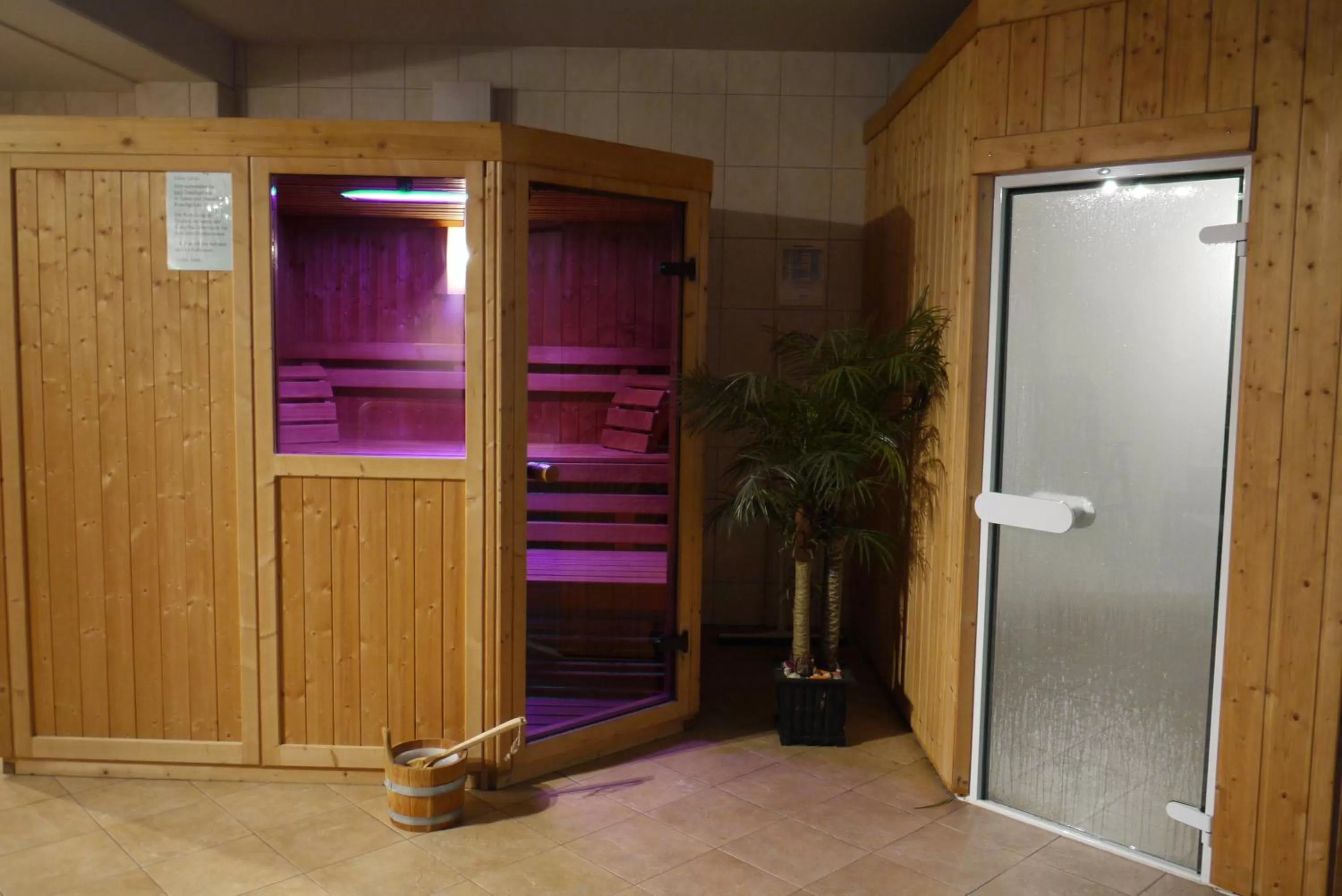 Sauna, Bed in Landhotel Rittersgrün
