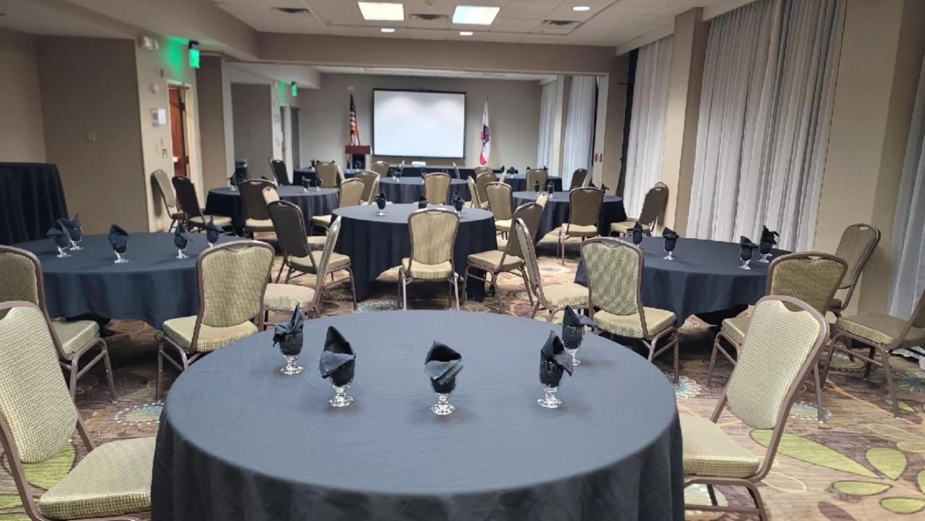 Banquet/Function facilities in Holiday Inn Palmdale-Lancaster by IHG