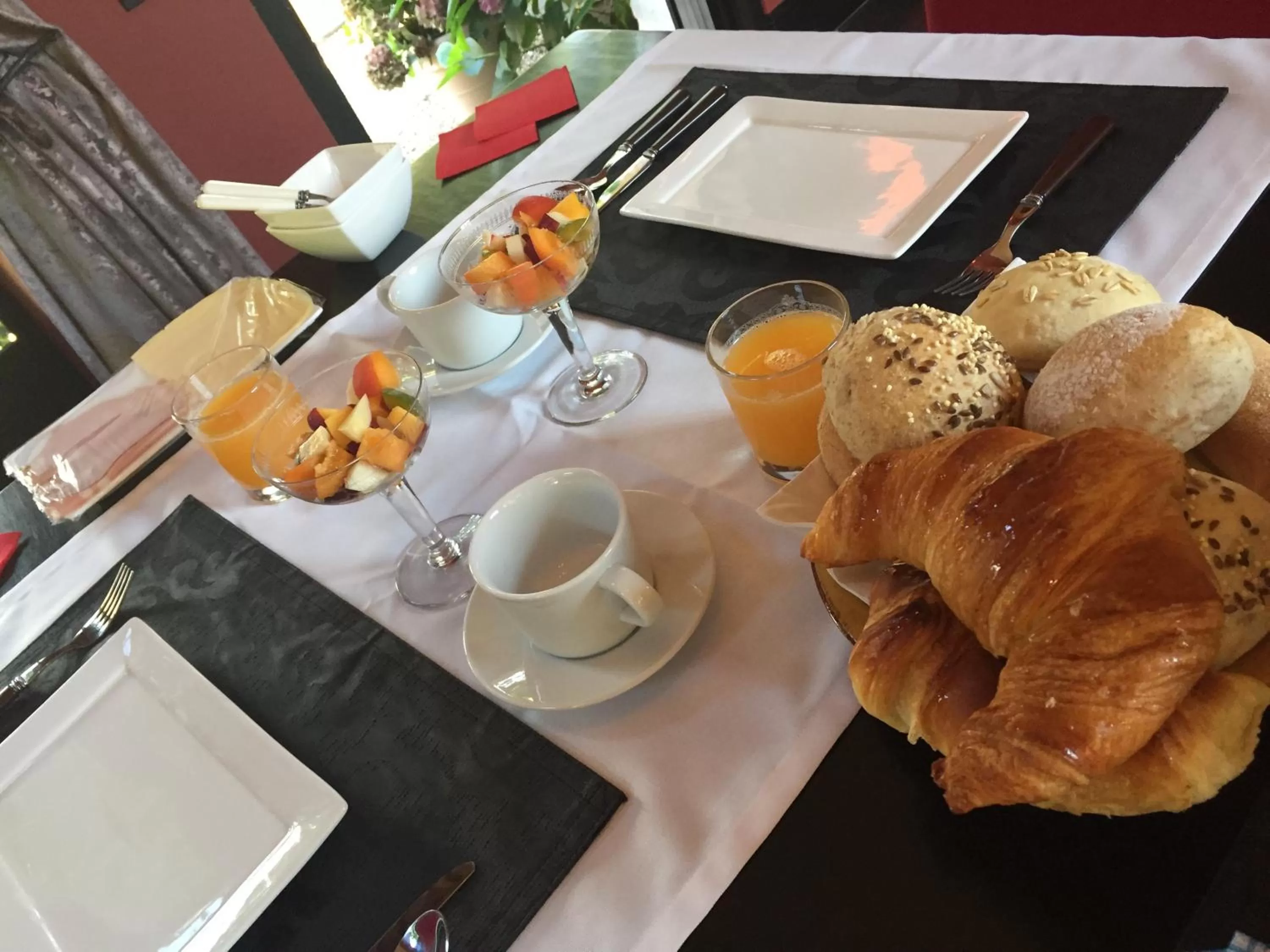 Continental breakfast, Breakfast in Guesthouse Villa Vauban