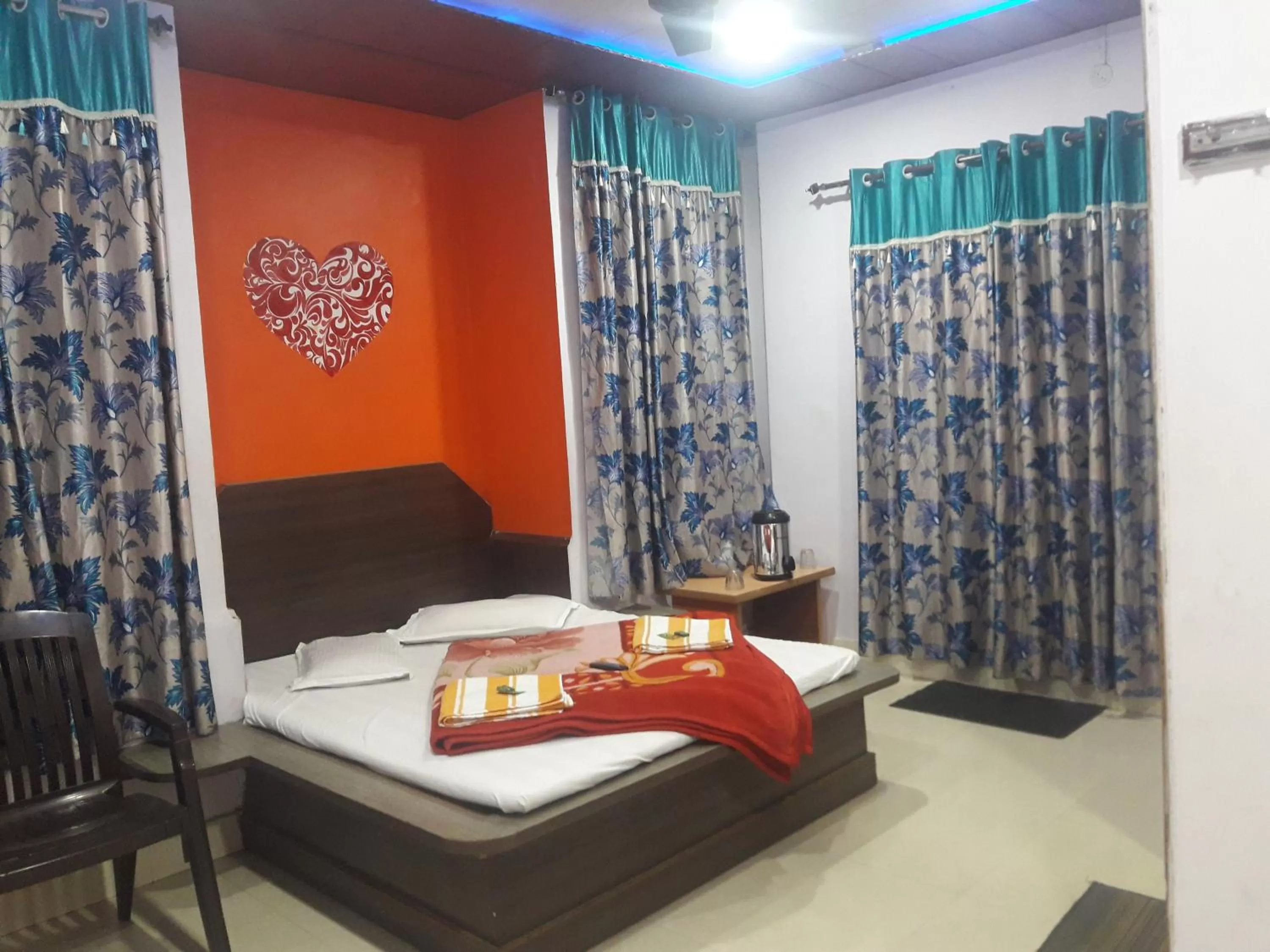 Bed in Hotel RAJVIHAR