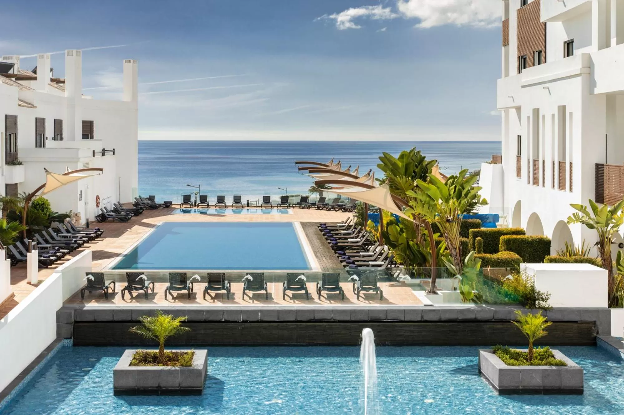 Restaurant/places to eat in Belmar Spa & Beach Resort