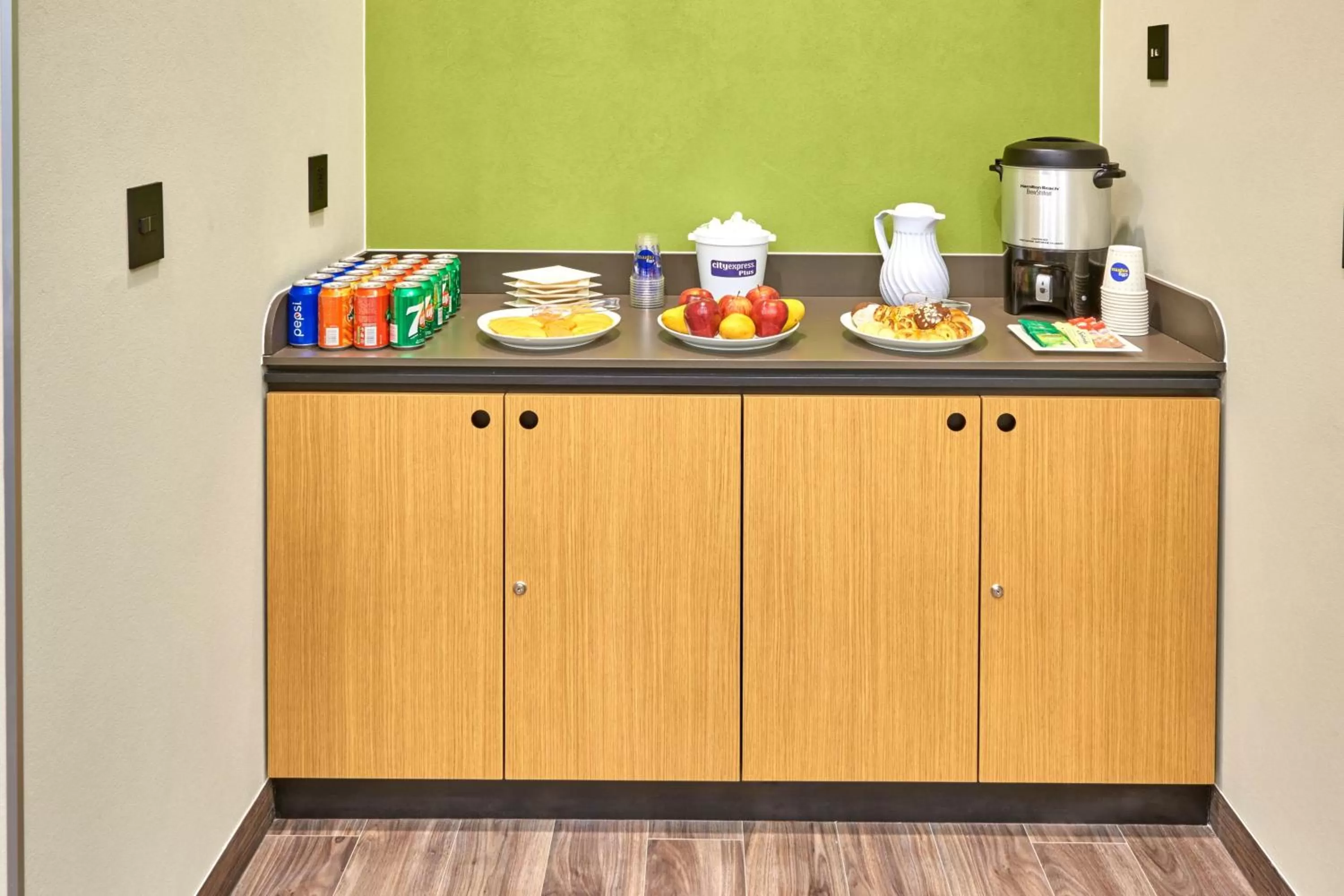 Meeting/conference room in City Express Plus by Marriott Leon Centro de Convenciones