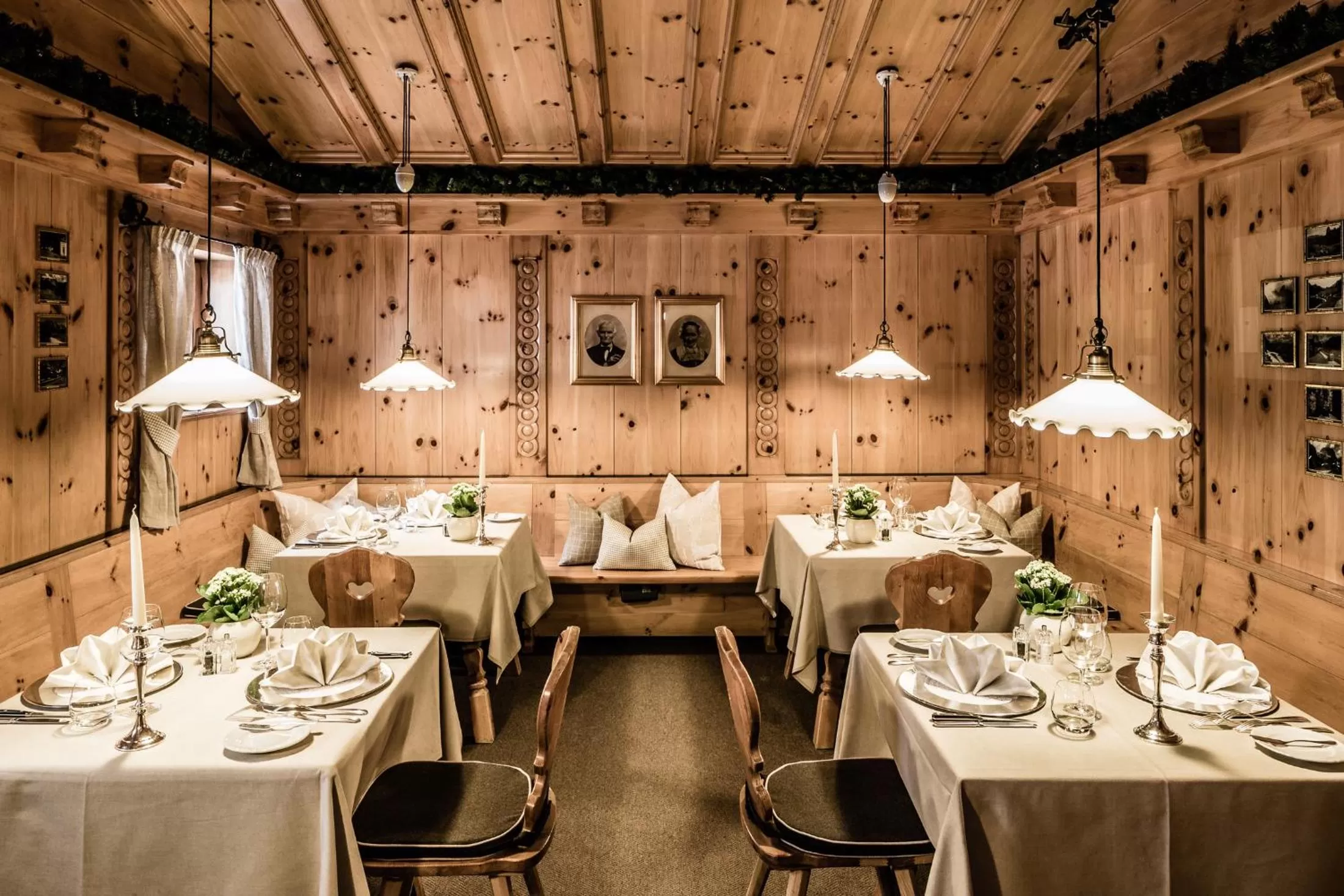 Restaurant/places to eat in Hotel Alpenroyal - The Leading Hotels of the World