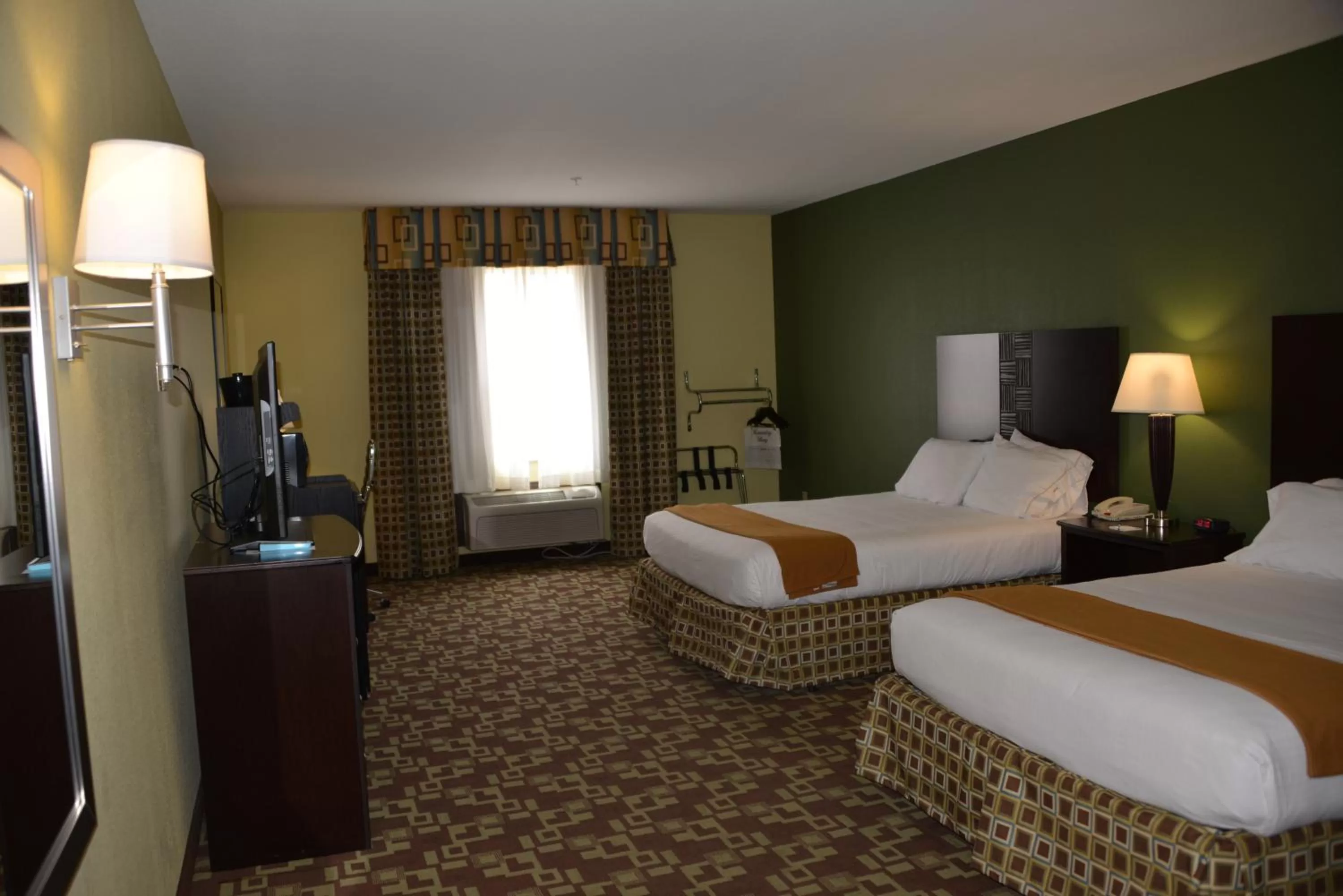 Suite - Mobility Access/Hearing Accessible in Holiday Inn Express Hotel & Suites Dumas by IHG