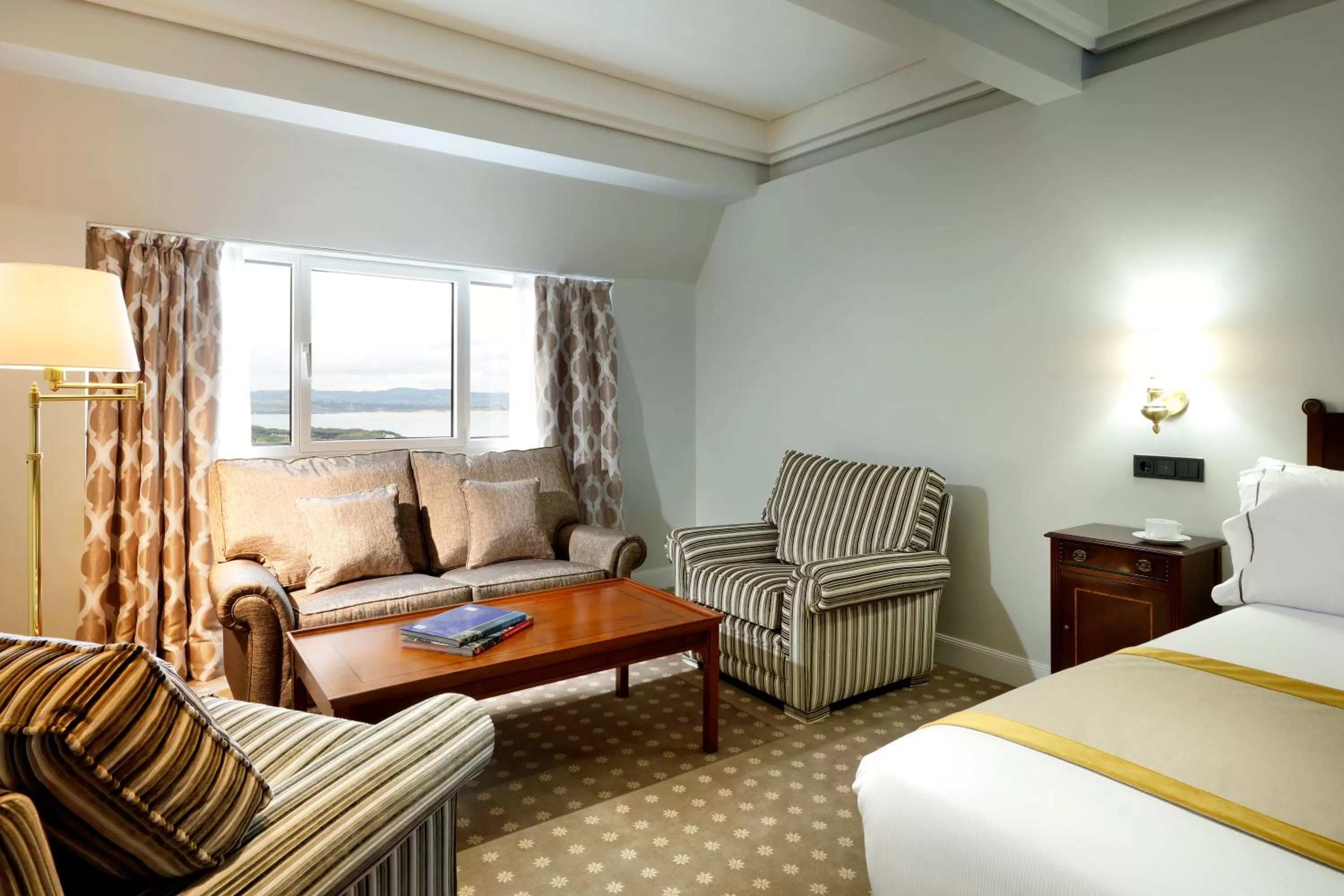 View (from property/room), Bed in Eurostars Hotel Real