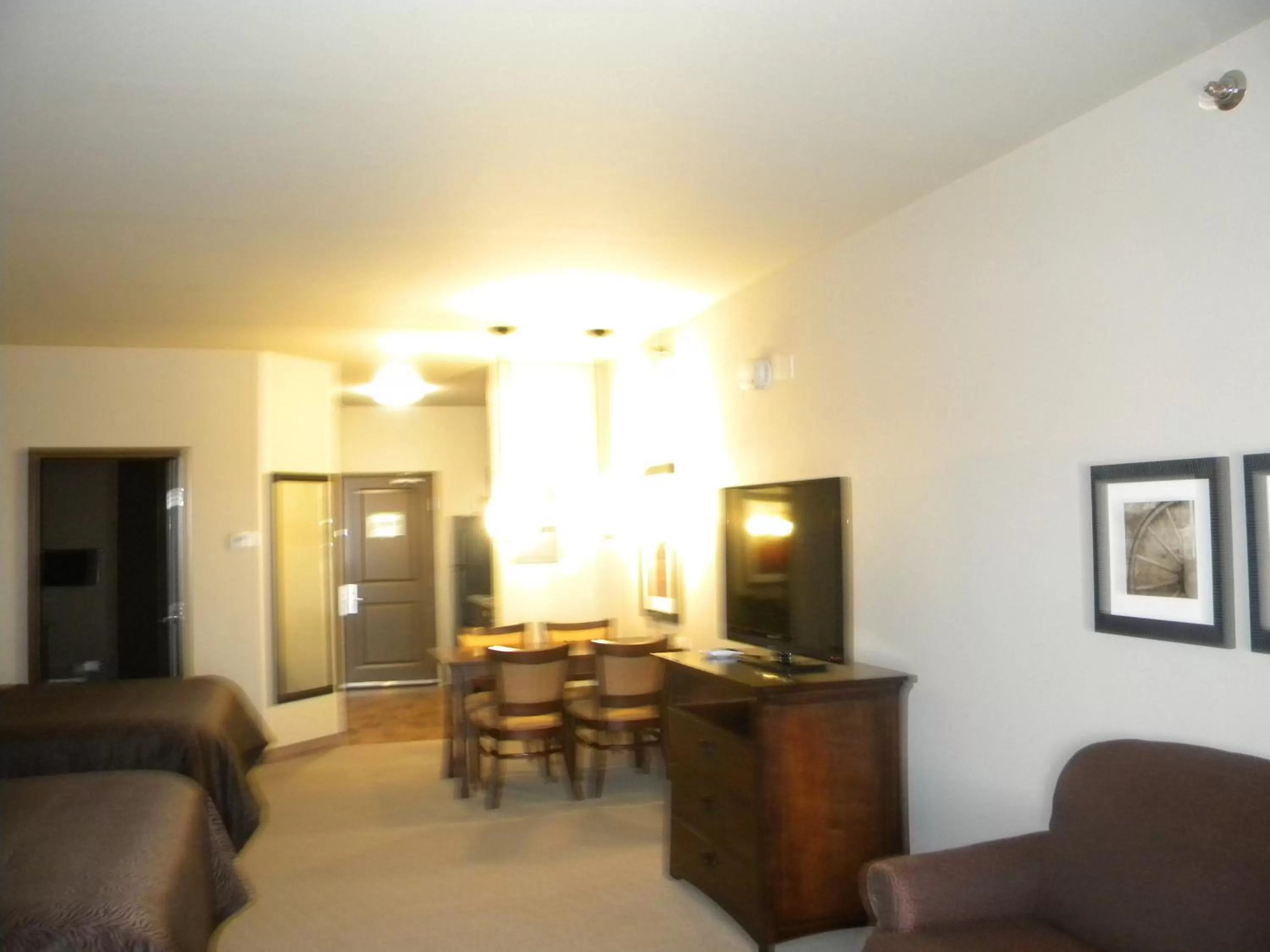 Bed in Teddy's Residential Suites Watford City