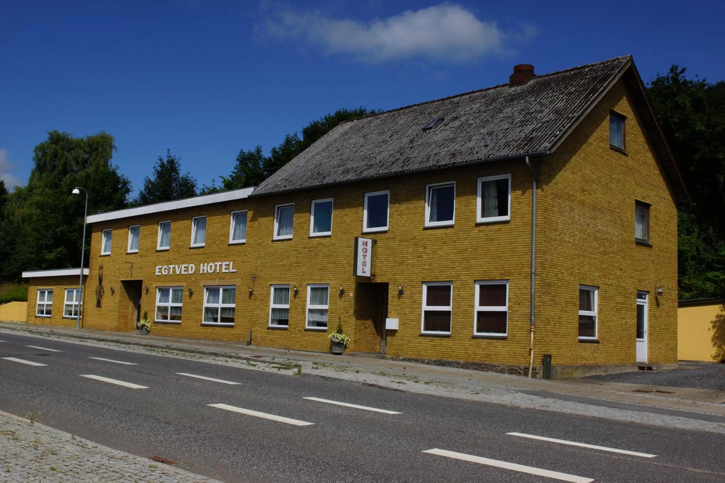 Facade/entrance, Property Building in Egtved Hotel