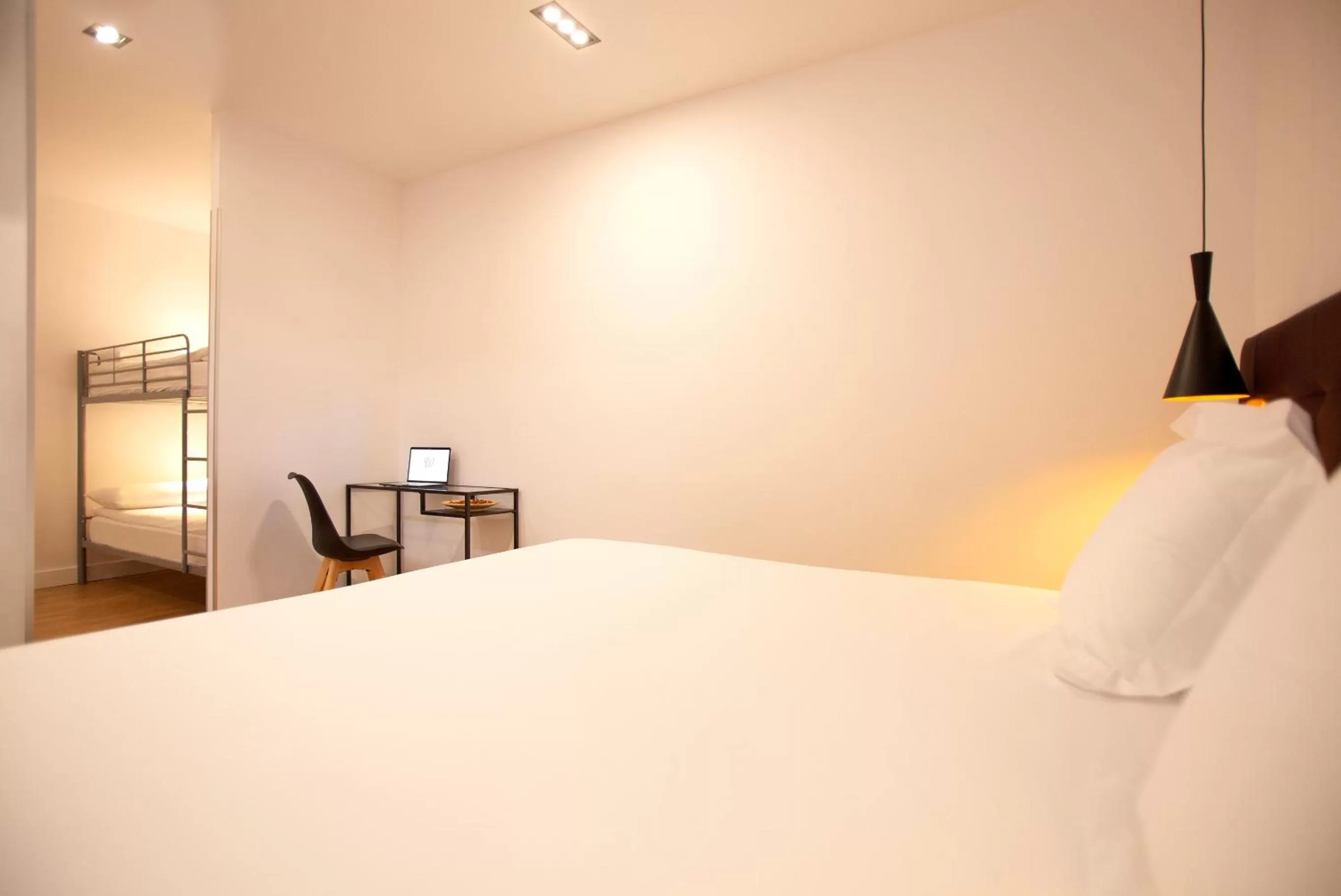 Bed in Woohoo Rooms Hortaleza