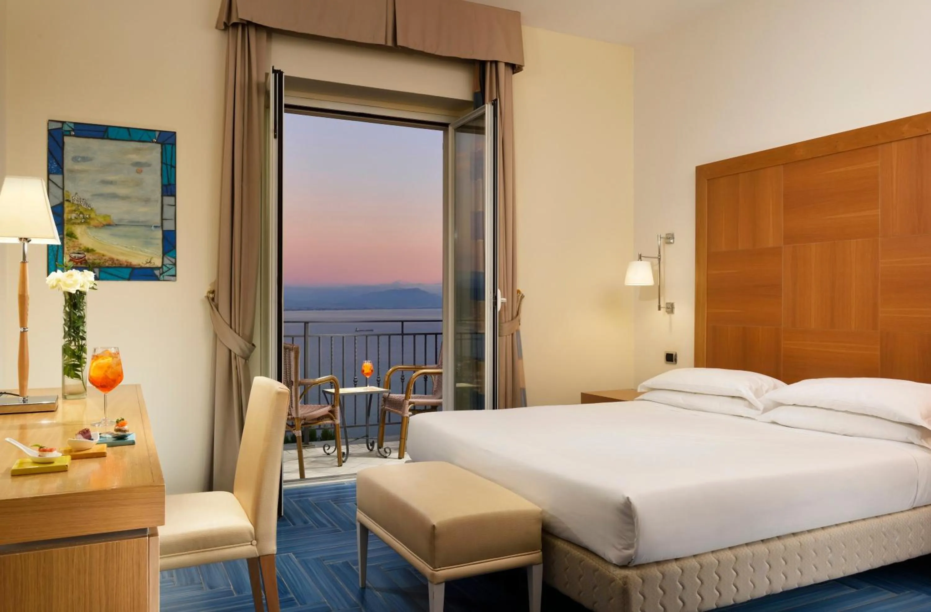 Natural landscape, Bed in Hotel Raito Wellness & SPA